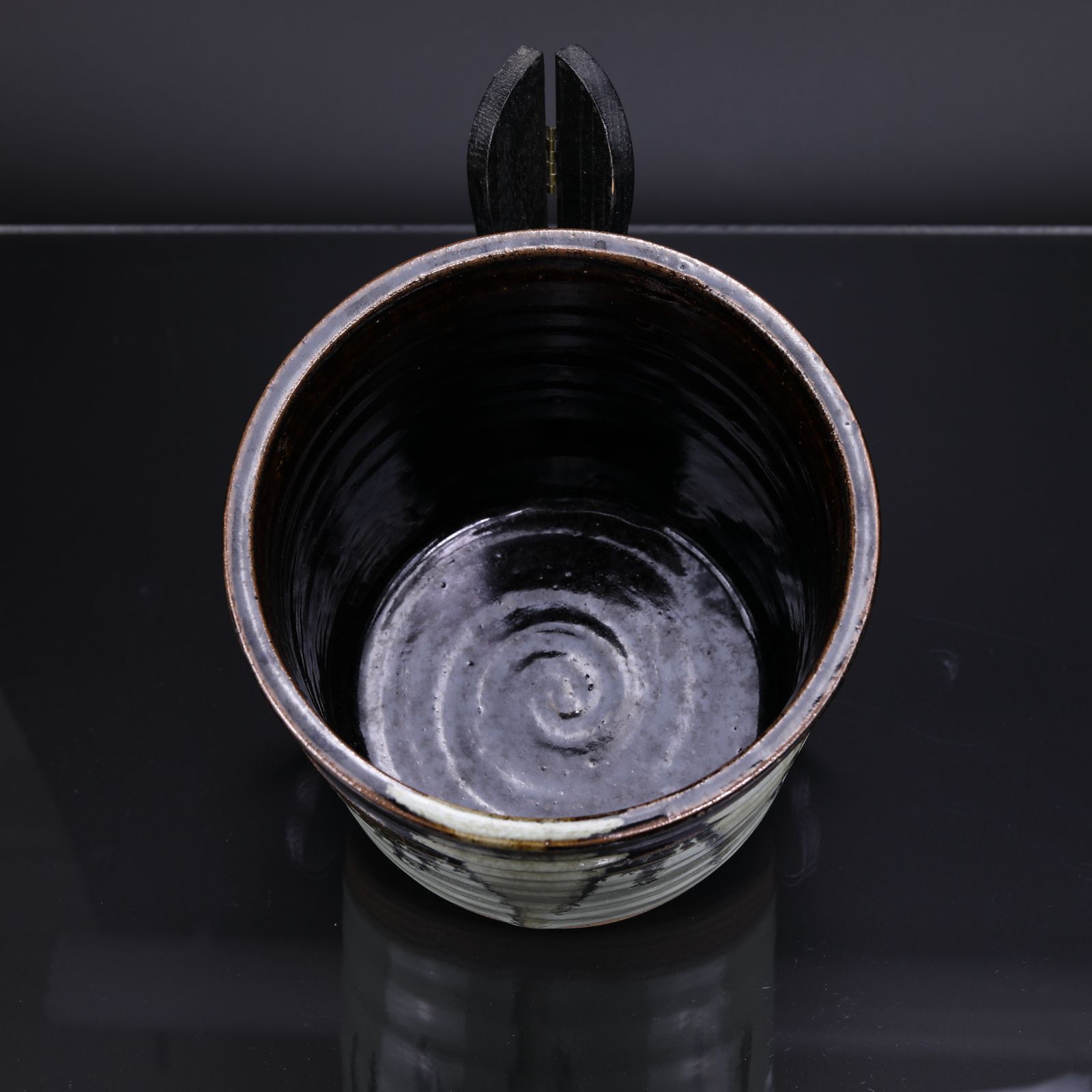 美品】久右エ門造 朝鮮唐津 一重口 水指 共箱付 茶道具(A003) - メルカリ