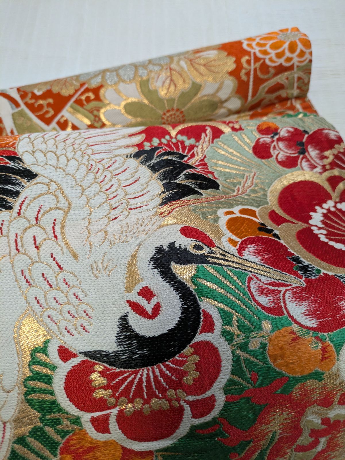 豪華 金糸 鶴文様 丸帯　アンティーク 19 アンティーク 丸帯 鶴 松 菊 豪華 正絹 両面同柄 正絹 花文様 金銀糸