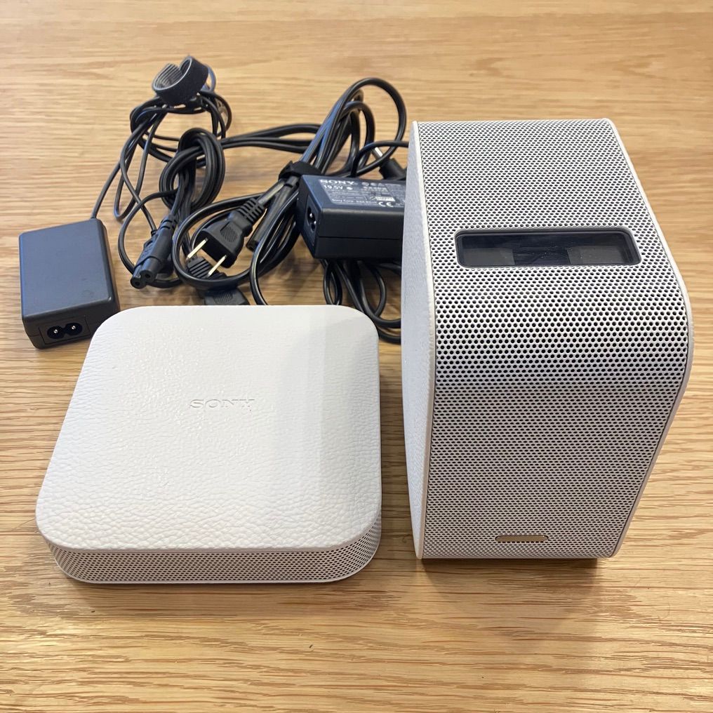 SONY ポータブル超短焦点プロジェクター LSPX-P1 本体 + スタンド 可動品 SONY ソニー ポータブル 超短焦点 プロジェクター LSPX-P1