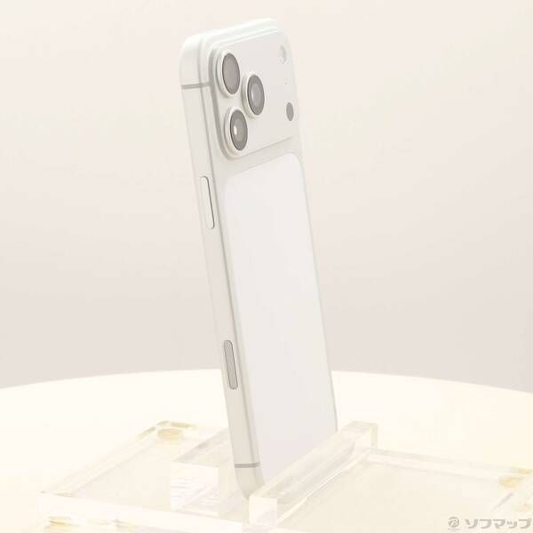 iPhone17 Pro Max 256GB シルバー 中古 - メルカリ
