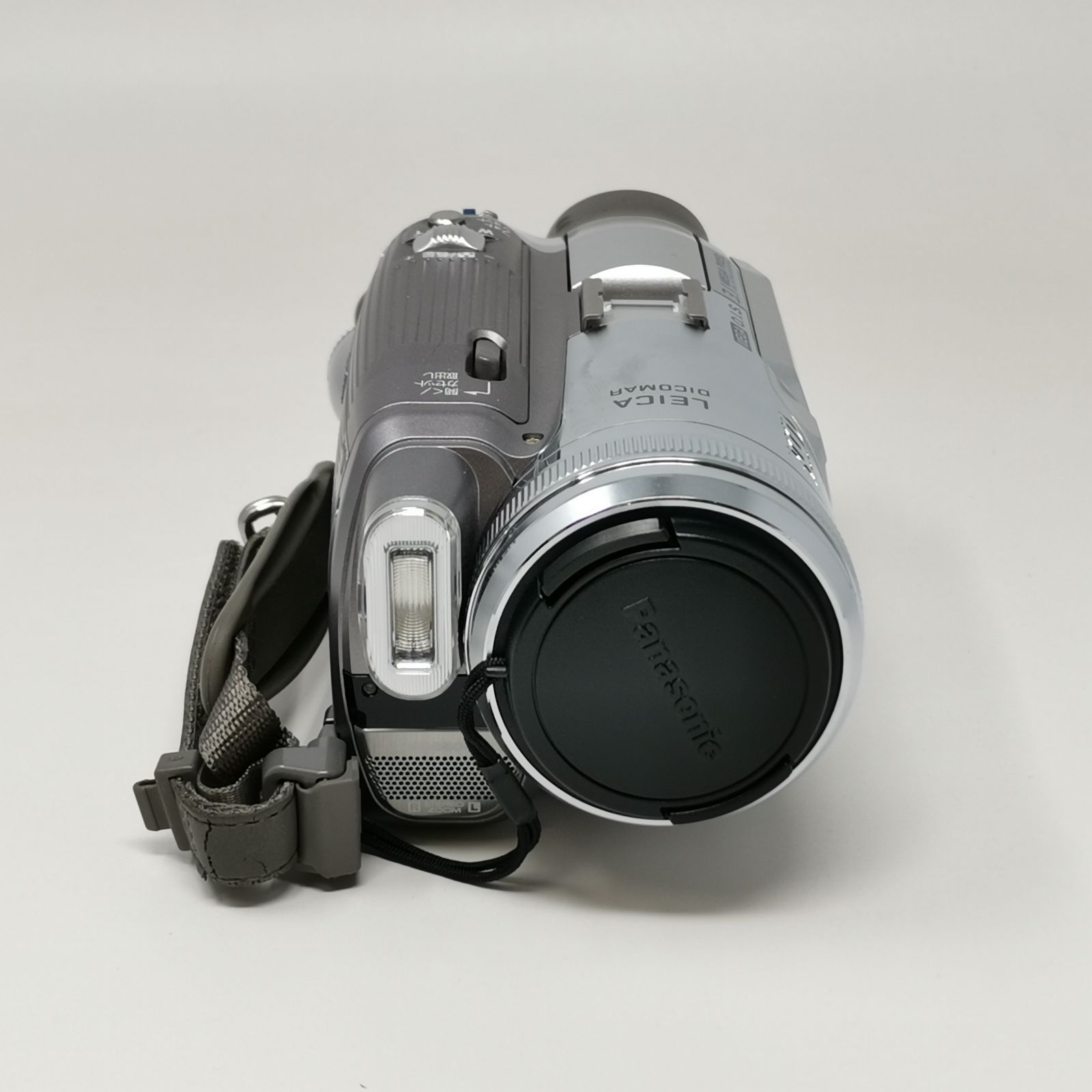 Panasonic NV-GS250-S デジタルビデオカメラ シルバー ジャンク 中古品