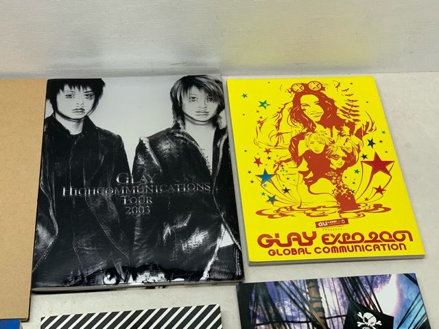 GLAY ツアーパンフレットなど　まとめ売り GLAY ライブツアーパンフレット 8冊セット【E4293-008】033 - メルカリ