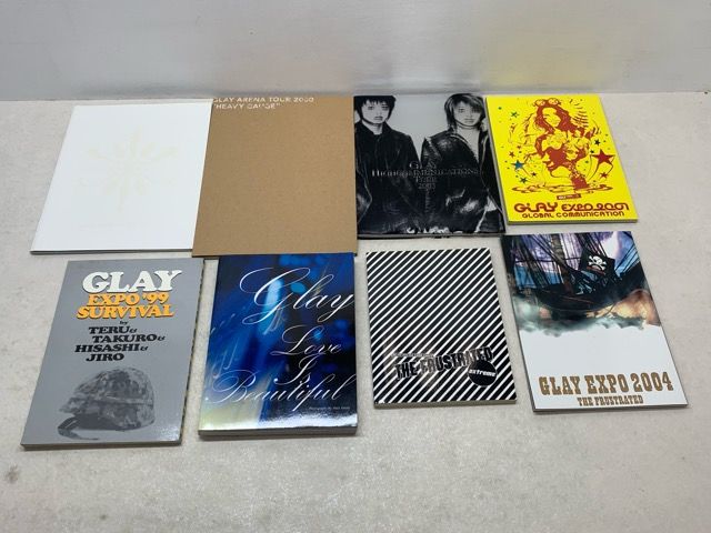 GLAY ライブツアーパンフレット 8冊セット【E4293-008】033 - メルカリ