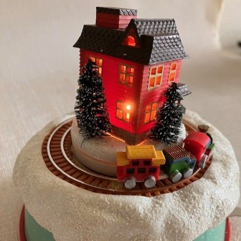 エネスコ オルゴール　クリスマス 希少 Enesco エネスコ クリスマスオルゴール 雪だるまと列車