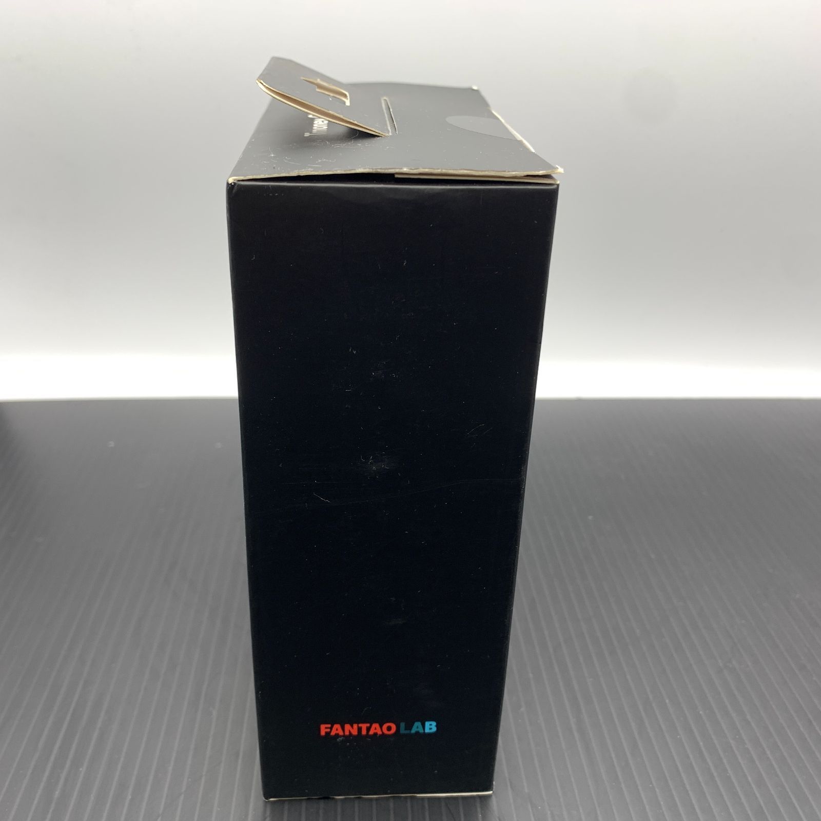 https://assets.mercari-shops-static.com/-/large/plain/2JXSj4JqcfJ3xFoZvRoca7.jpg@jpg