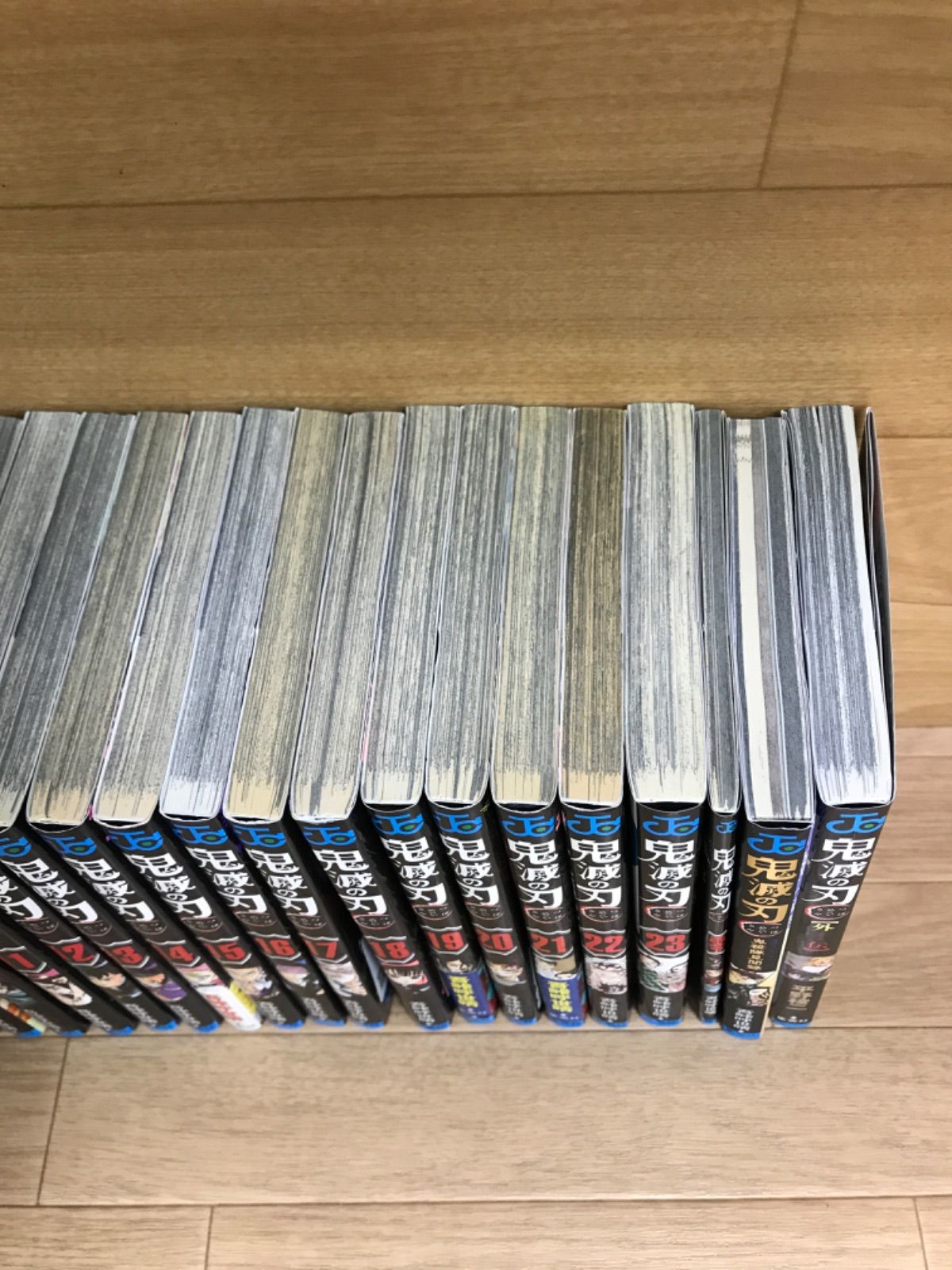 ☆②【全巻・完結】鬼滅の刃 全23巻＋外伝・零巻・鬼殺隊見聞録