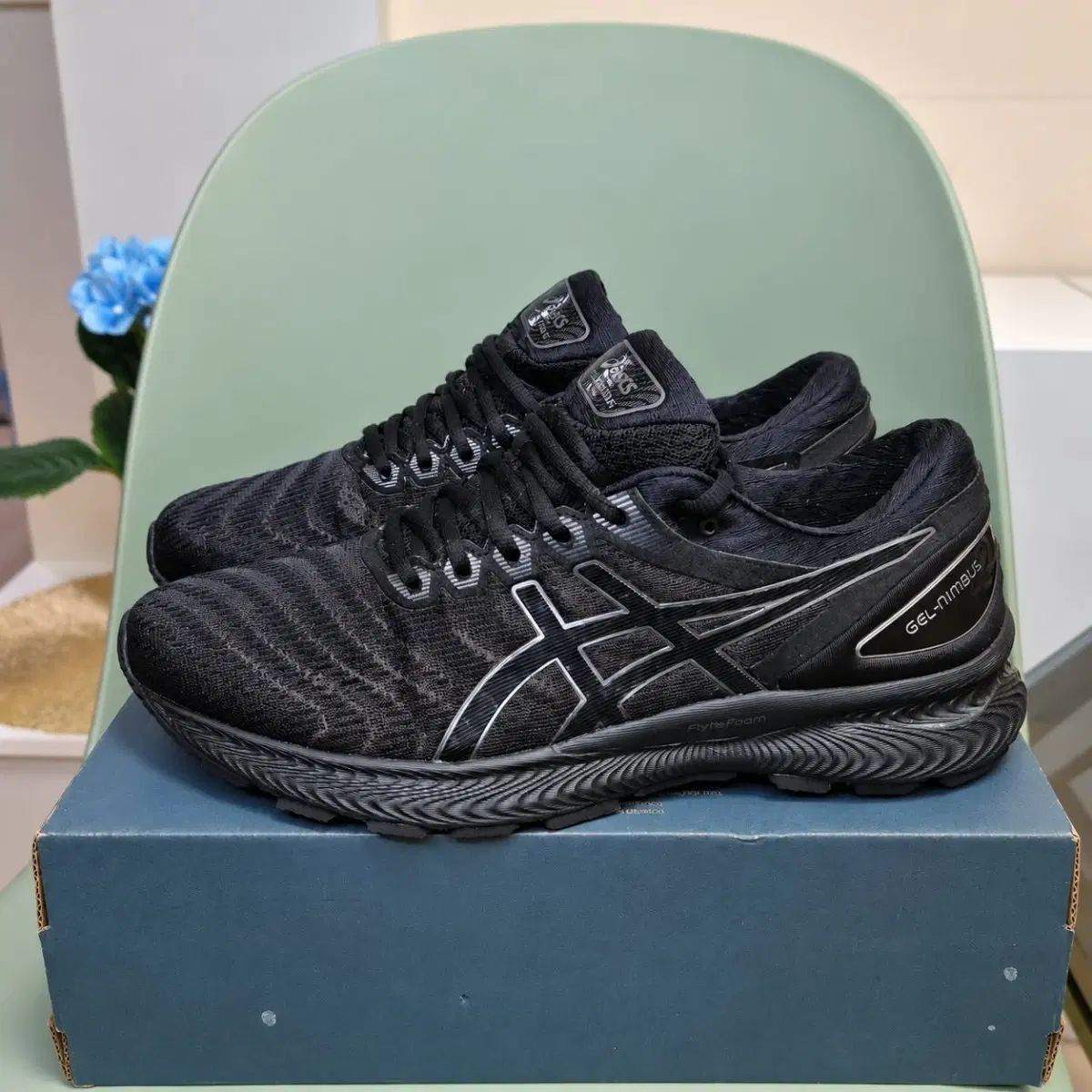 アシックス ゲルニンバス23 スニーカー 275 8,075円