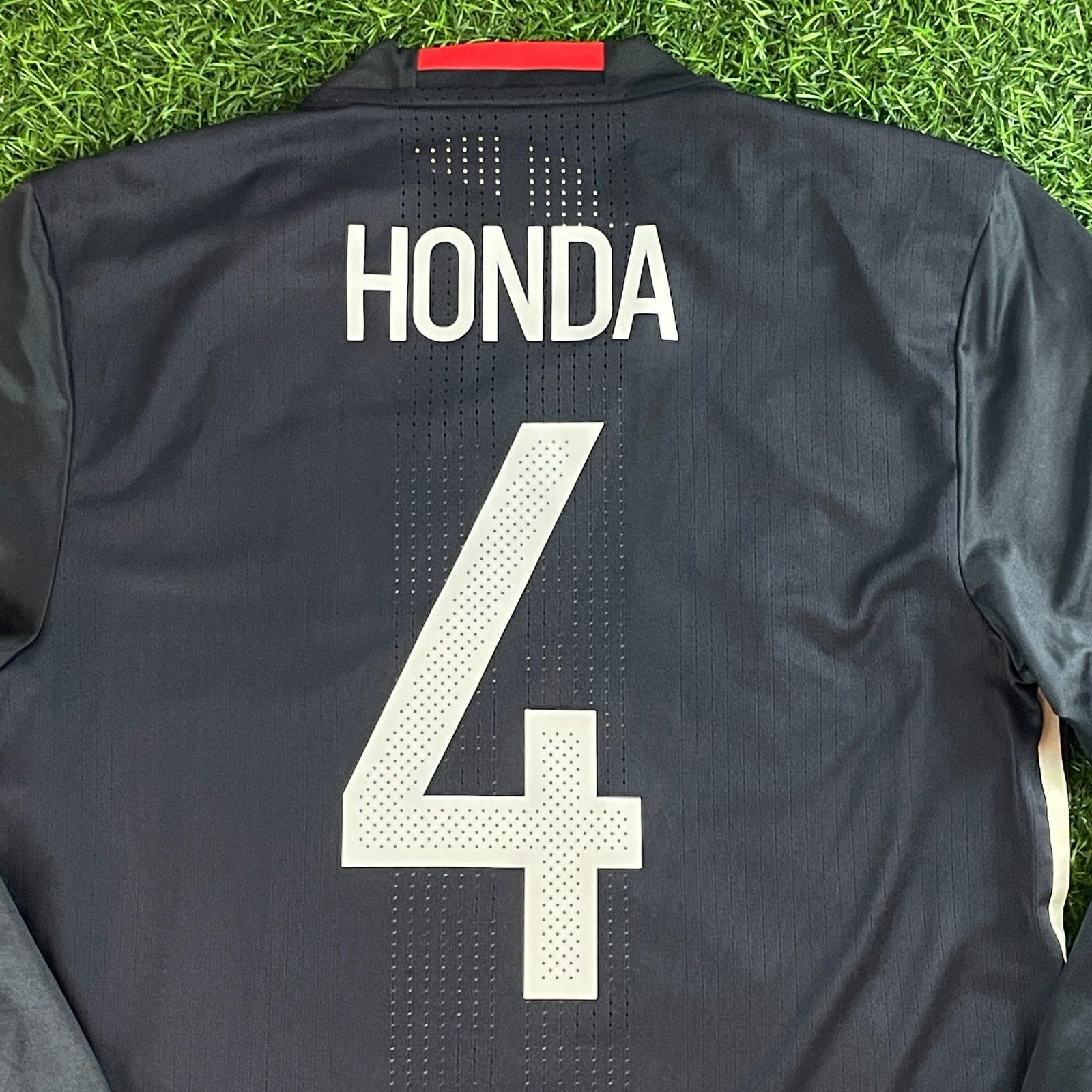 正規品 】本田 圭佑 日本代表 長袖 2015 - 2016 公式 オーセンティック