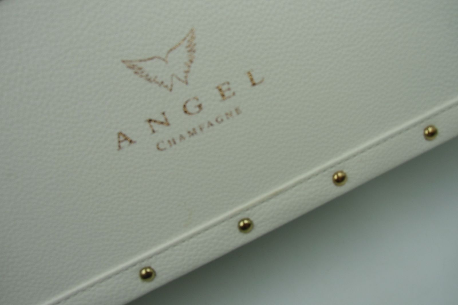 ◇ ANGEL CHAMPAGNE エンジェル シャンパン ケース 空き箱 ホワイト ◇ ANGEL CHAMPAGNE エンジェル シャンパン ケース 空き箱 ホワイト