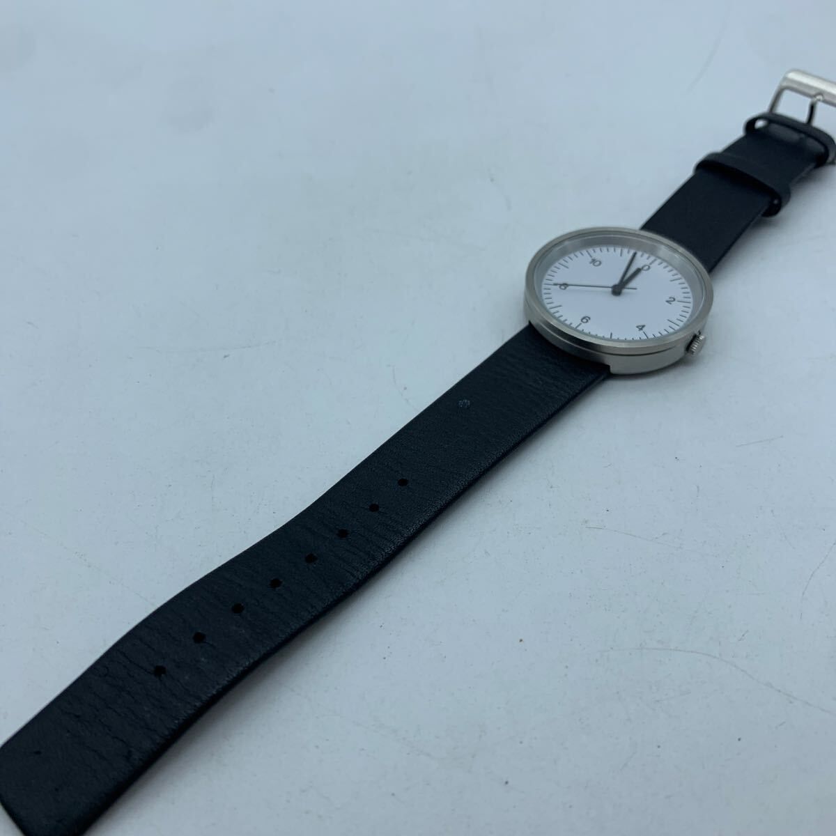 無印良品 MUJI E031-004069-01ソーラー 腕時計 レザーベルト 白文字盤