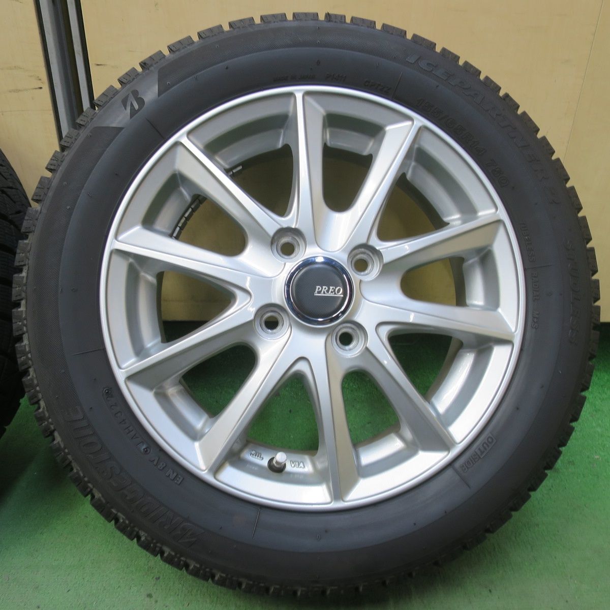 バリ溝！22年！キレイ！8.5分◎スタッドレス 155/65R14 ブリヂストン