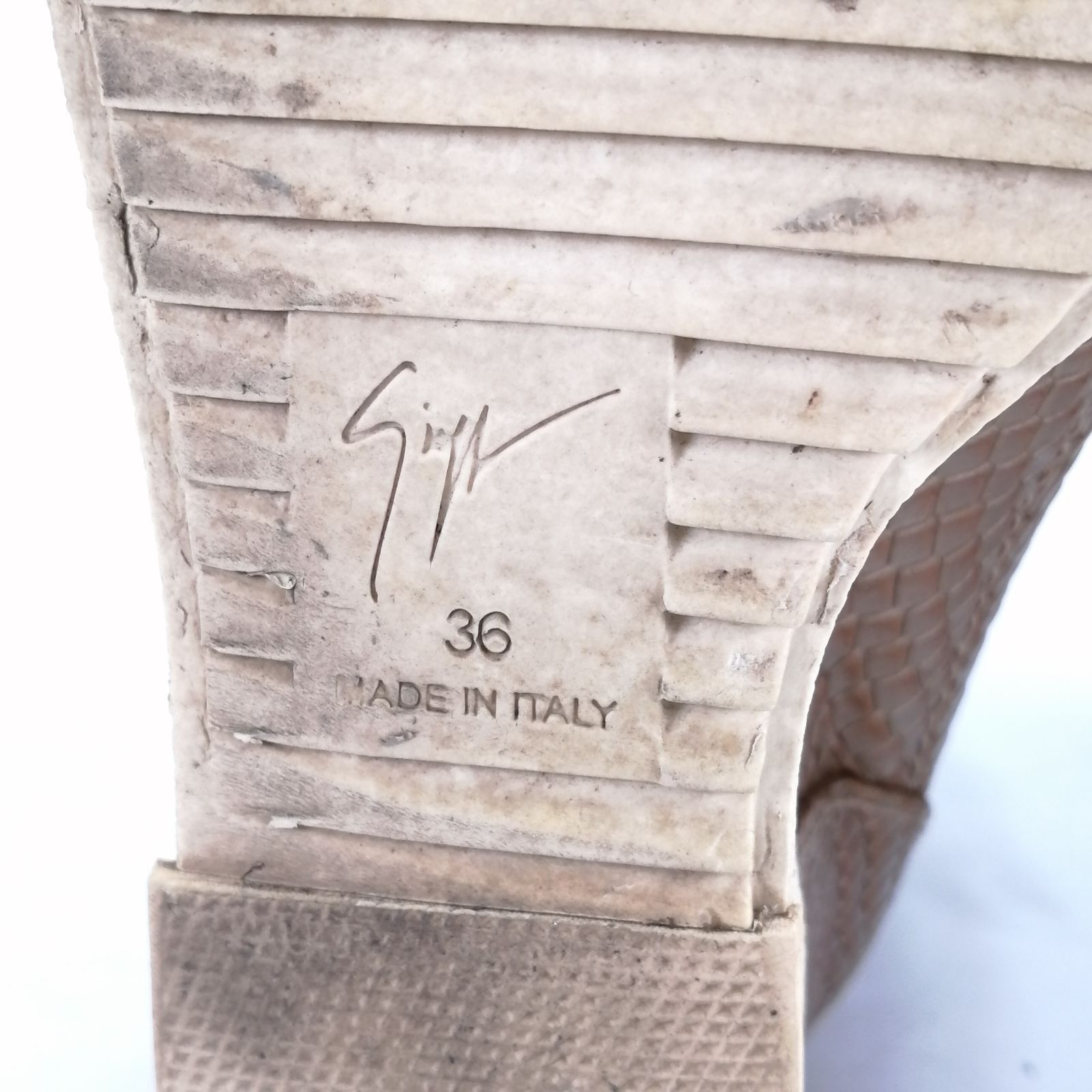 giuseppe zanotti ジュゼッペザノッティ 36 パイソン 型押し レザー