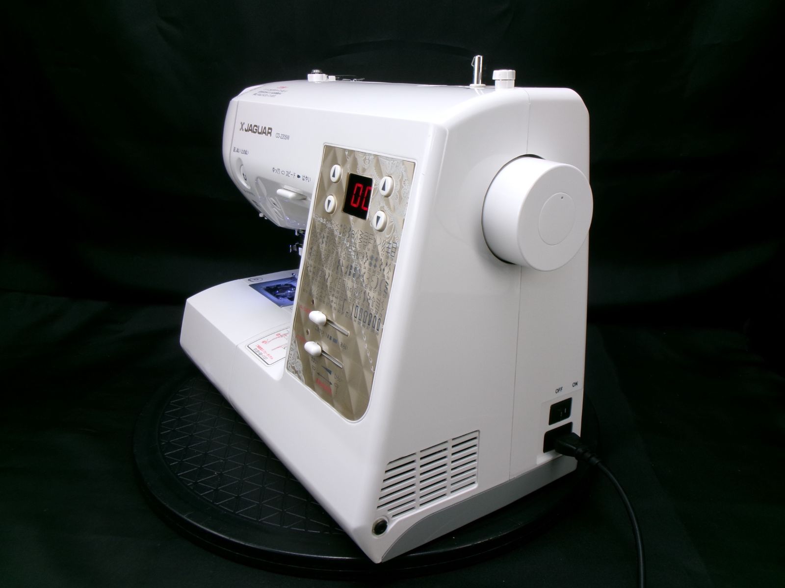 ジャガーコンピュータミシン CD-2205W ☆美品☆ - メルカリ