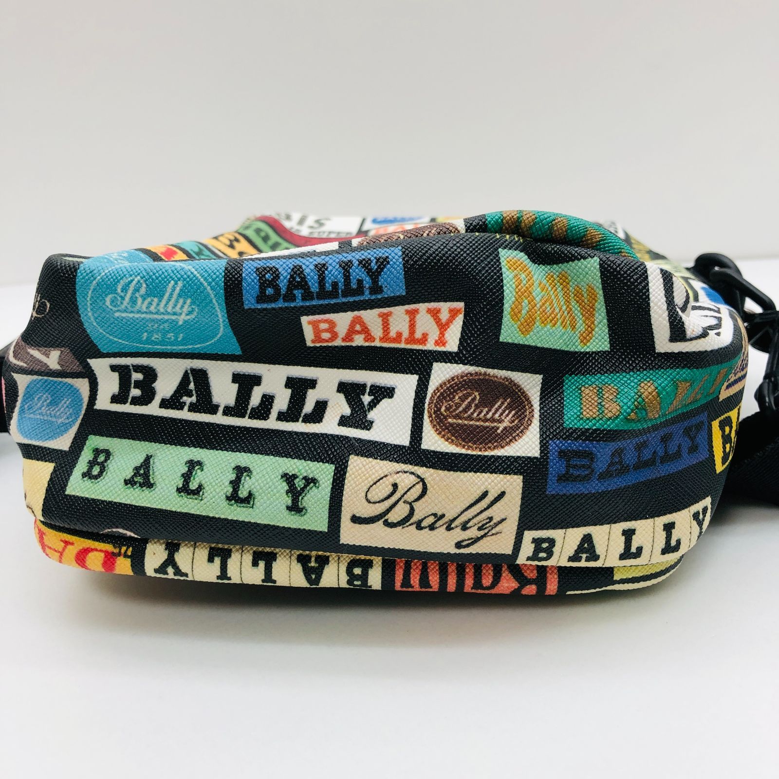 BALLY ショルダーバッグ マルチカラー バリー SGKY26-3142 - メルカリ