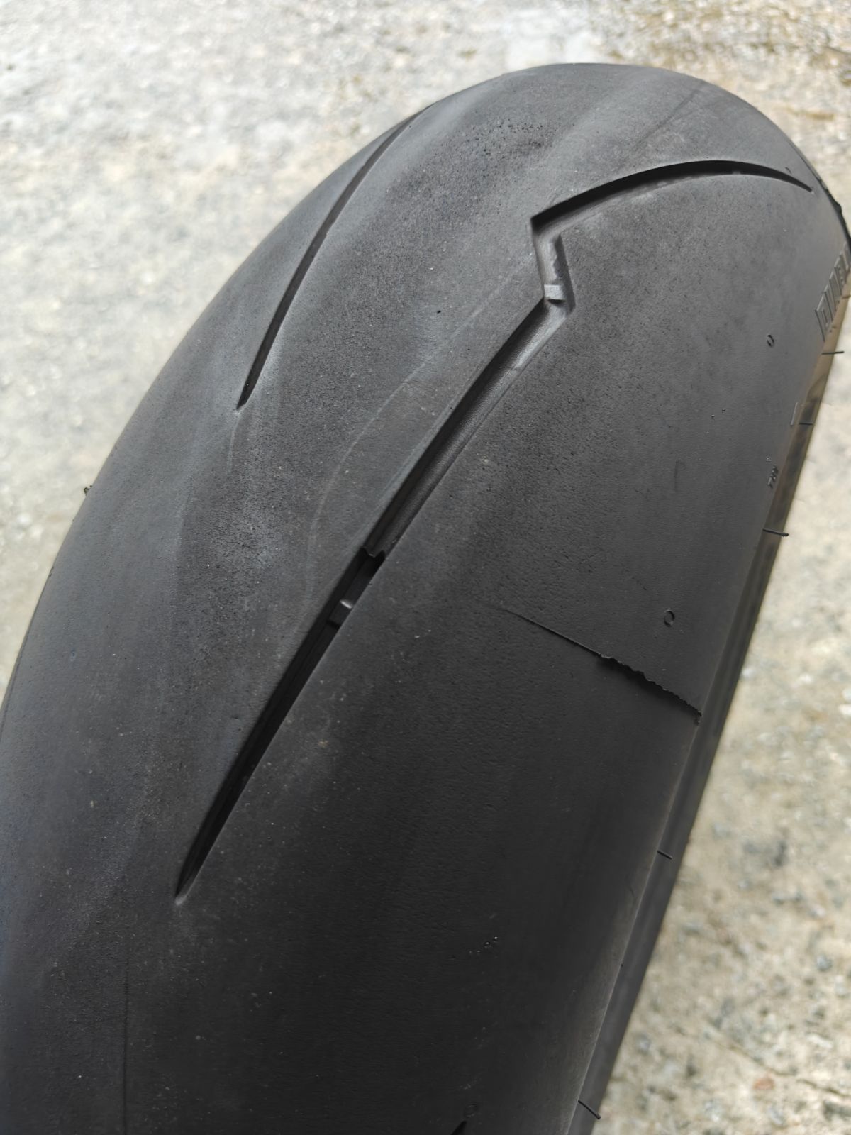 ピレリ スーパーコルサV2 SP 前後セット 120/70ZR17 200/55ZR17 656