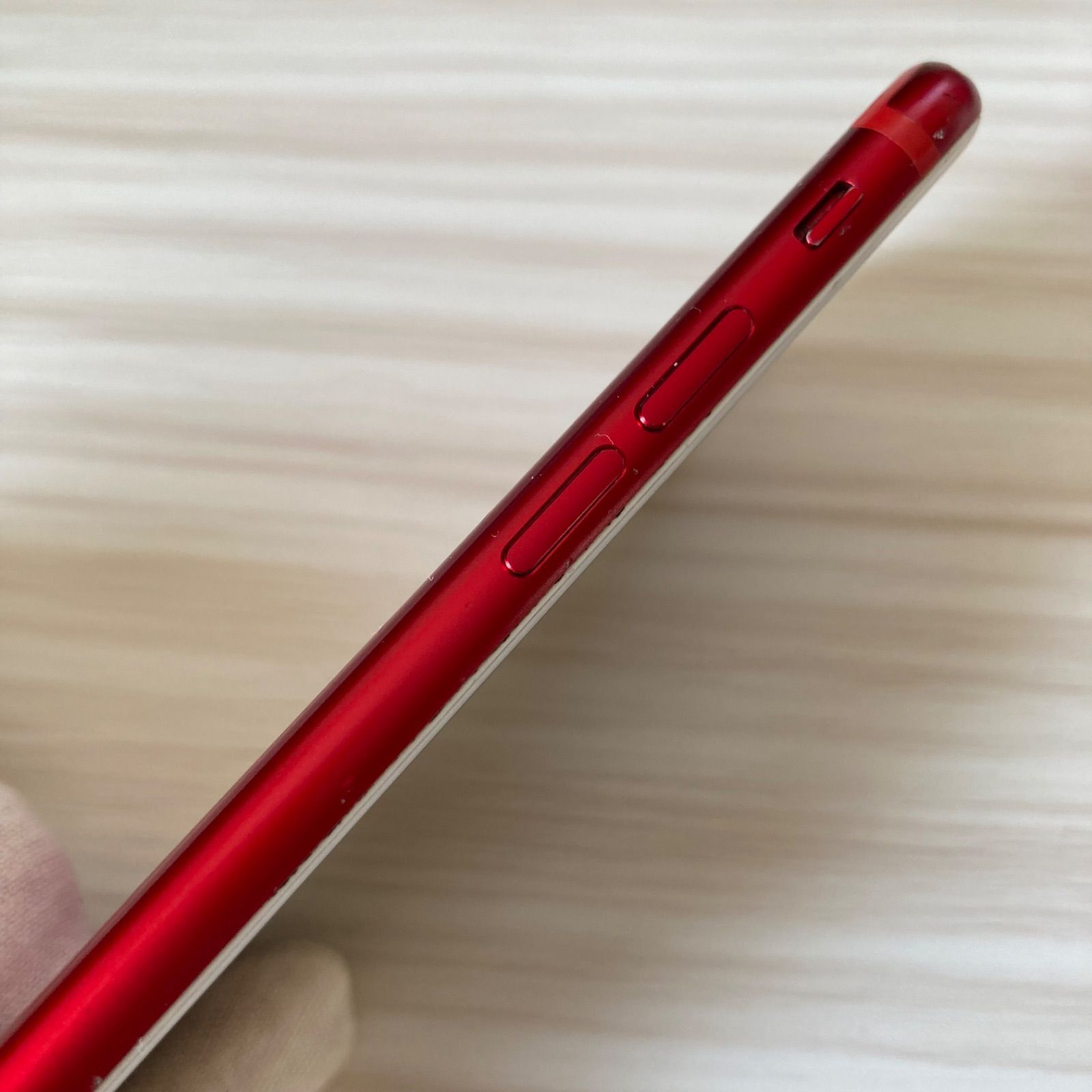 iPhone7 128GB RED SIMフリー 傷や汚れあり - メルカリ