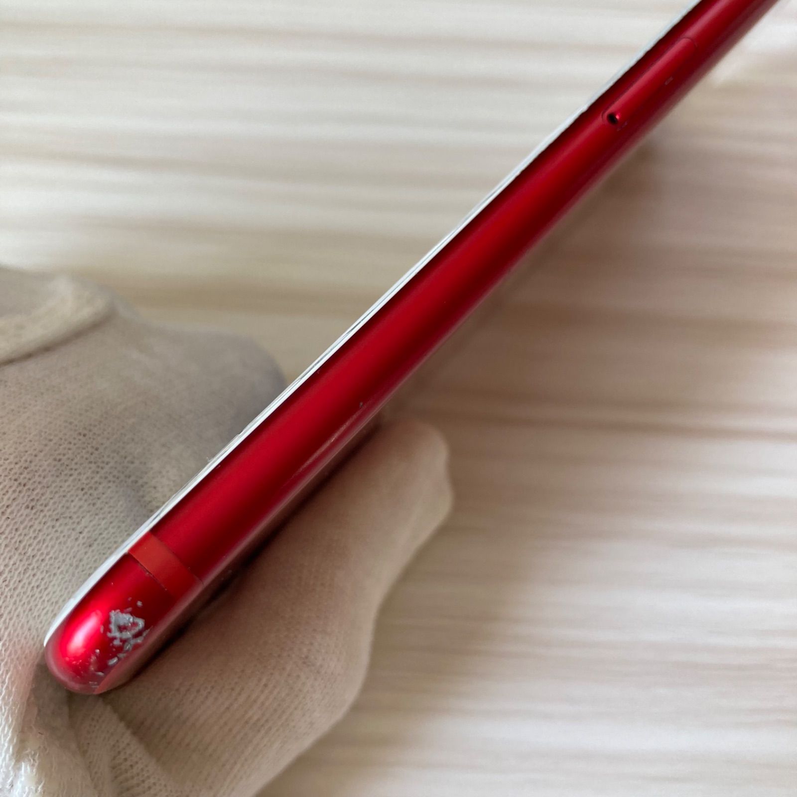 iPhone7 128GB RED SIMフリー 傷や汚れあり - メルカリ