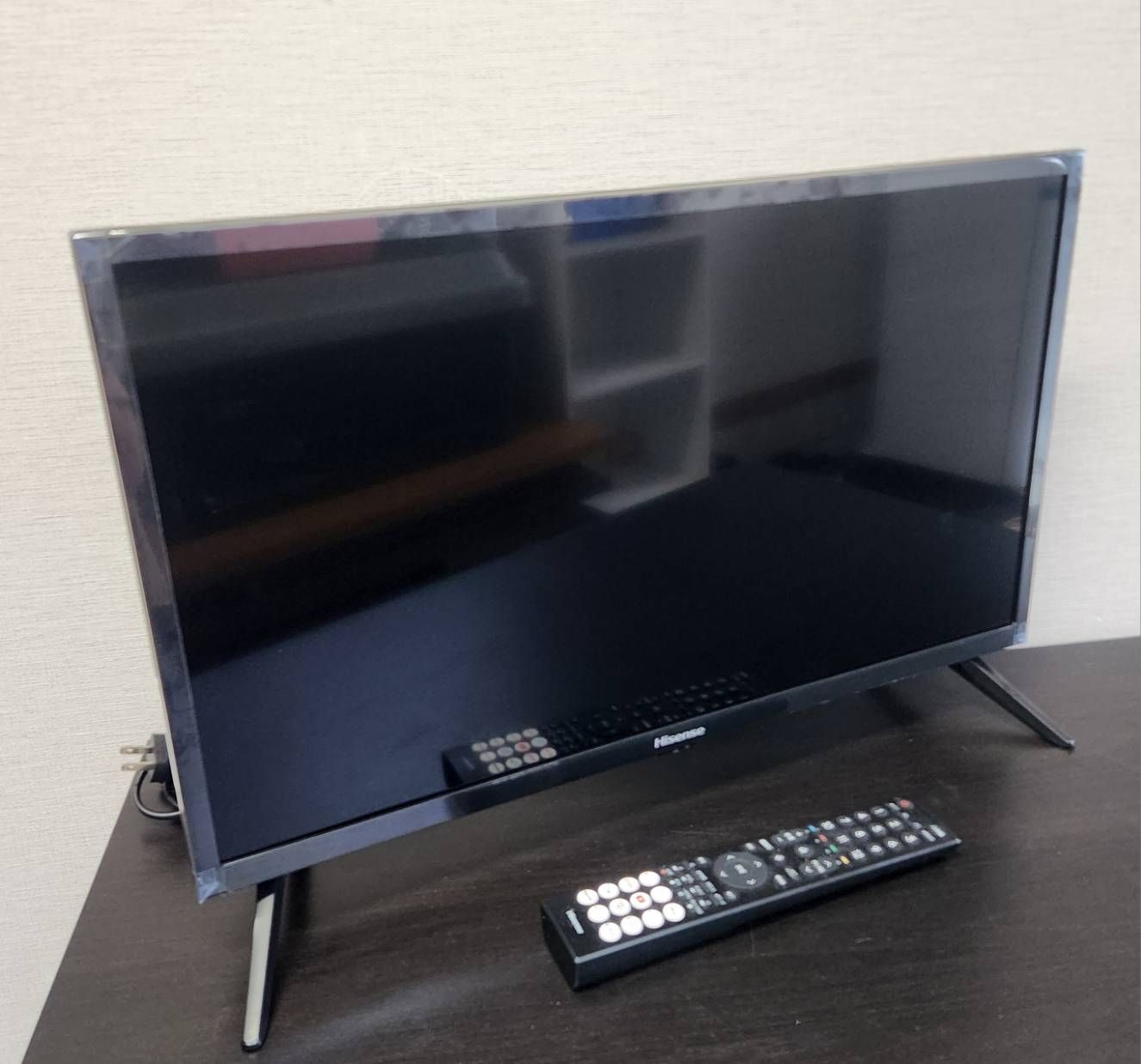 Hisense 24型 液晶テレビ本体 リモコン付き - メルカリ