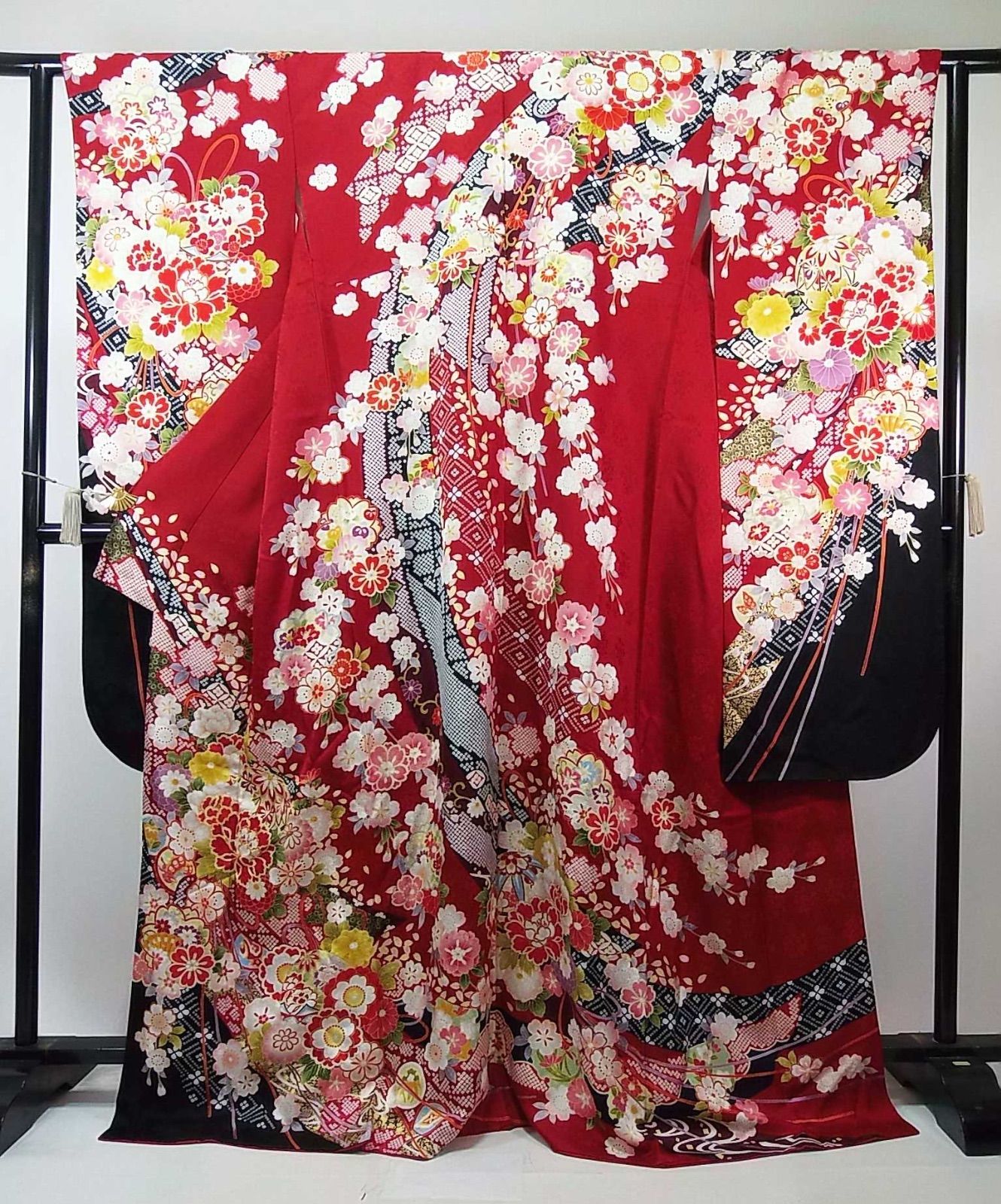 逸品 豪華振袖 鹿の子 花尽くし 正絹 ガード加工済 洗える長襦袢セット