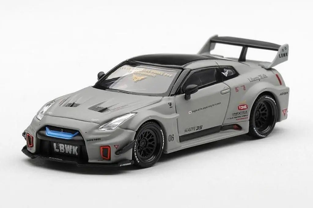 ラスト1台★MINI GT Nissan GT-R35ターマック★匿名メルカリ便 新品】ミニカー 1/64 LB-Silhouette WORKS GT Nissan 35GT-RR