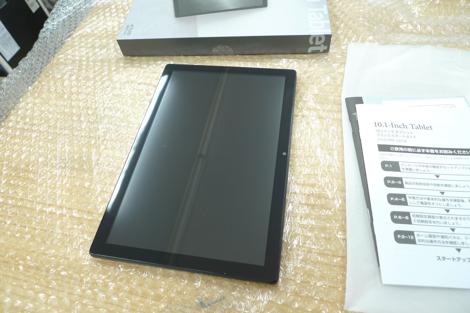 3COINS Androidタブレット 10.1インチ やや傷や汚れあり - メルカリ