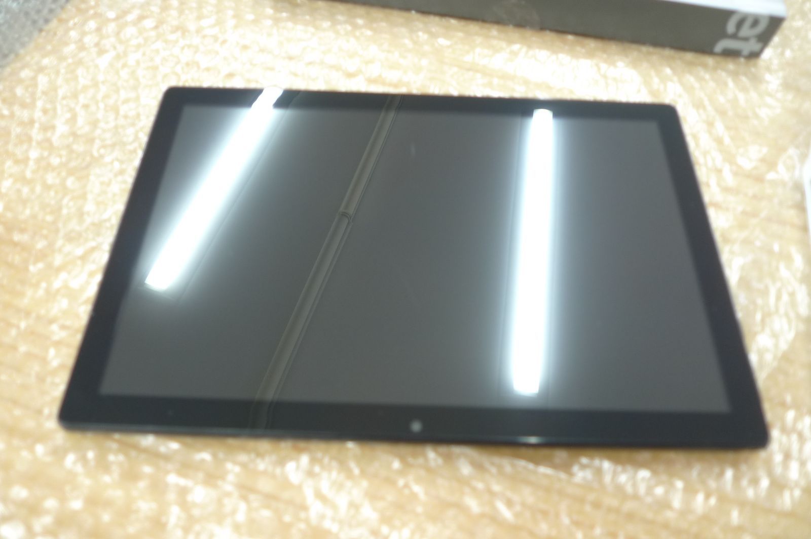 3COINS Androidタブレット 10.1インチ やや傷や汚れあり - メルカリ