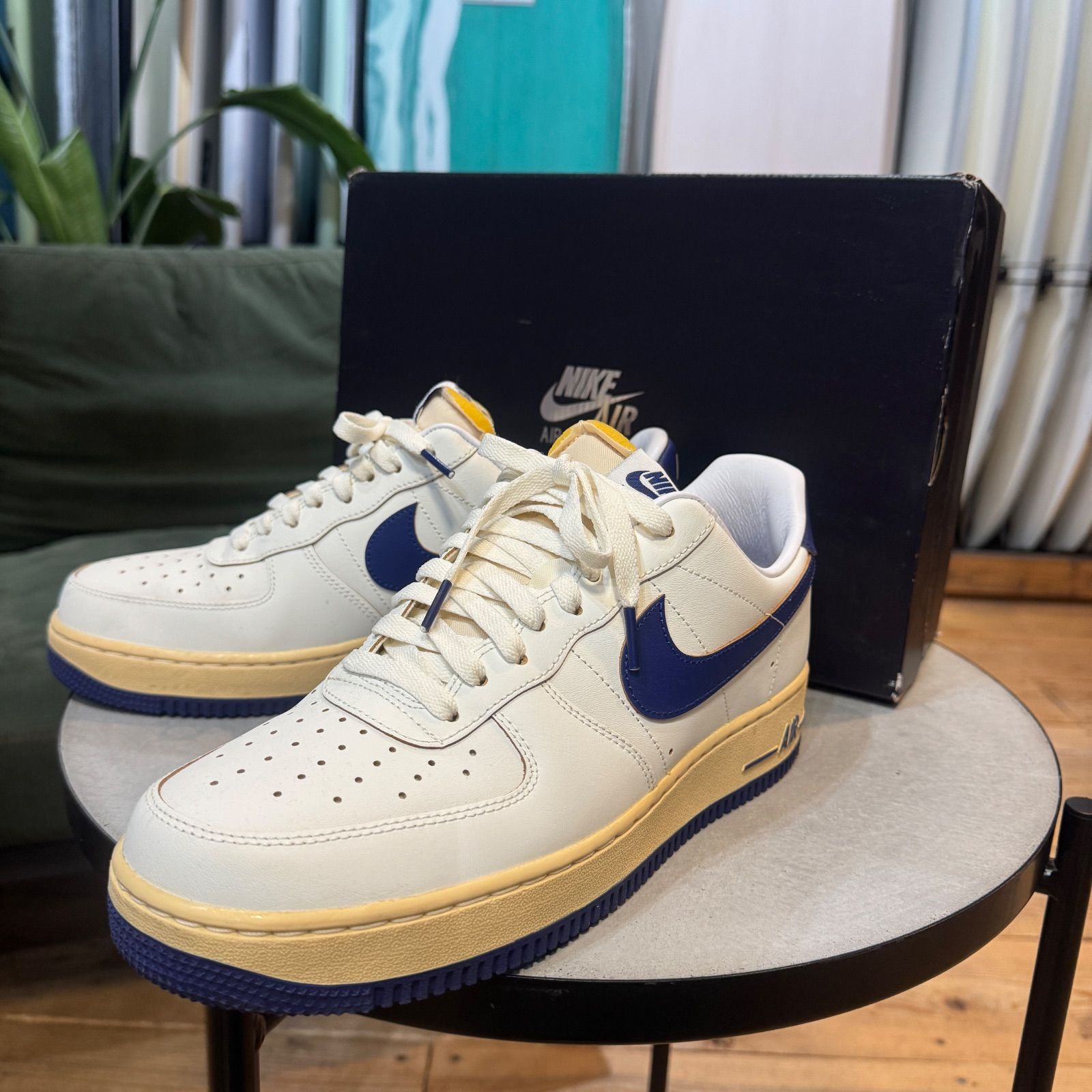 NIKE ナイキ エアフォース1 中古 Air Force 1 美品中古 NIKE ナイキ 27.5cm WMNS AIR FORCE 1'07 エアフォース1