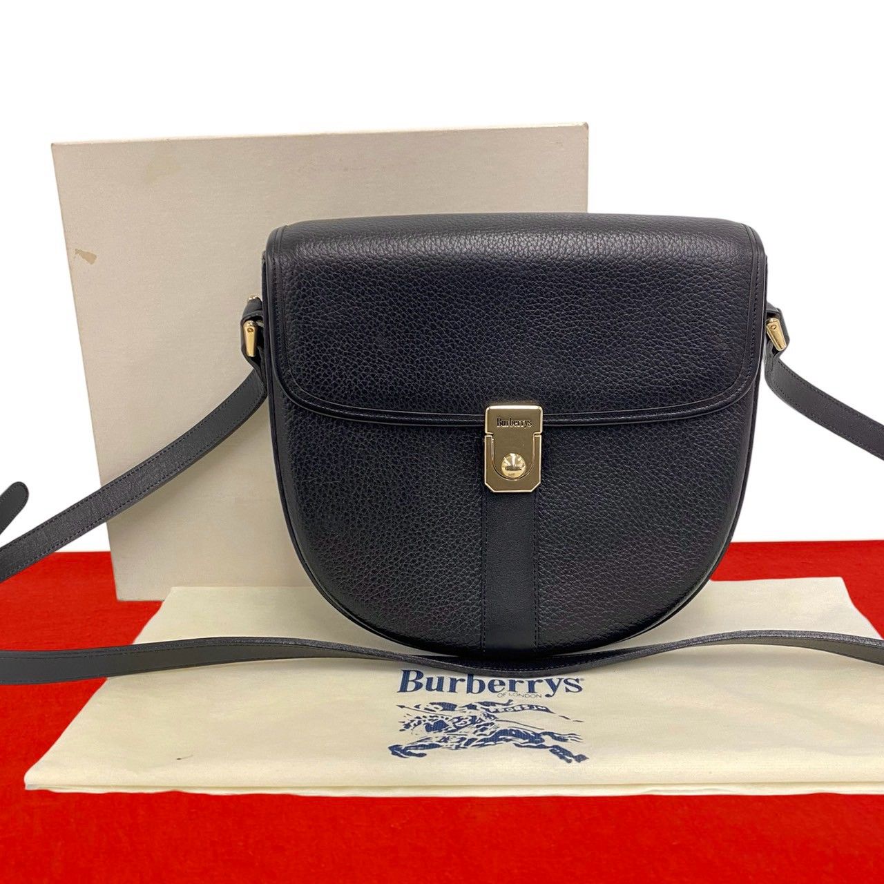 極 美品 箱 袋付き Burberrys バーバリーズ ロゴ 金具 ノバチェック 極 美品 箱 袋付き Burberrys バーバリーズ ロゴ 金具 ノバチェック