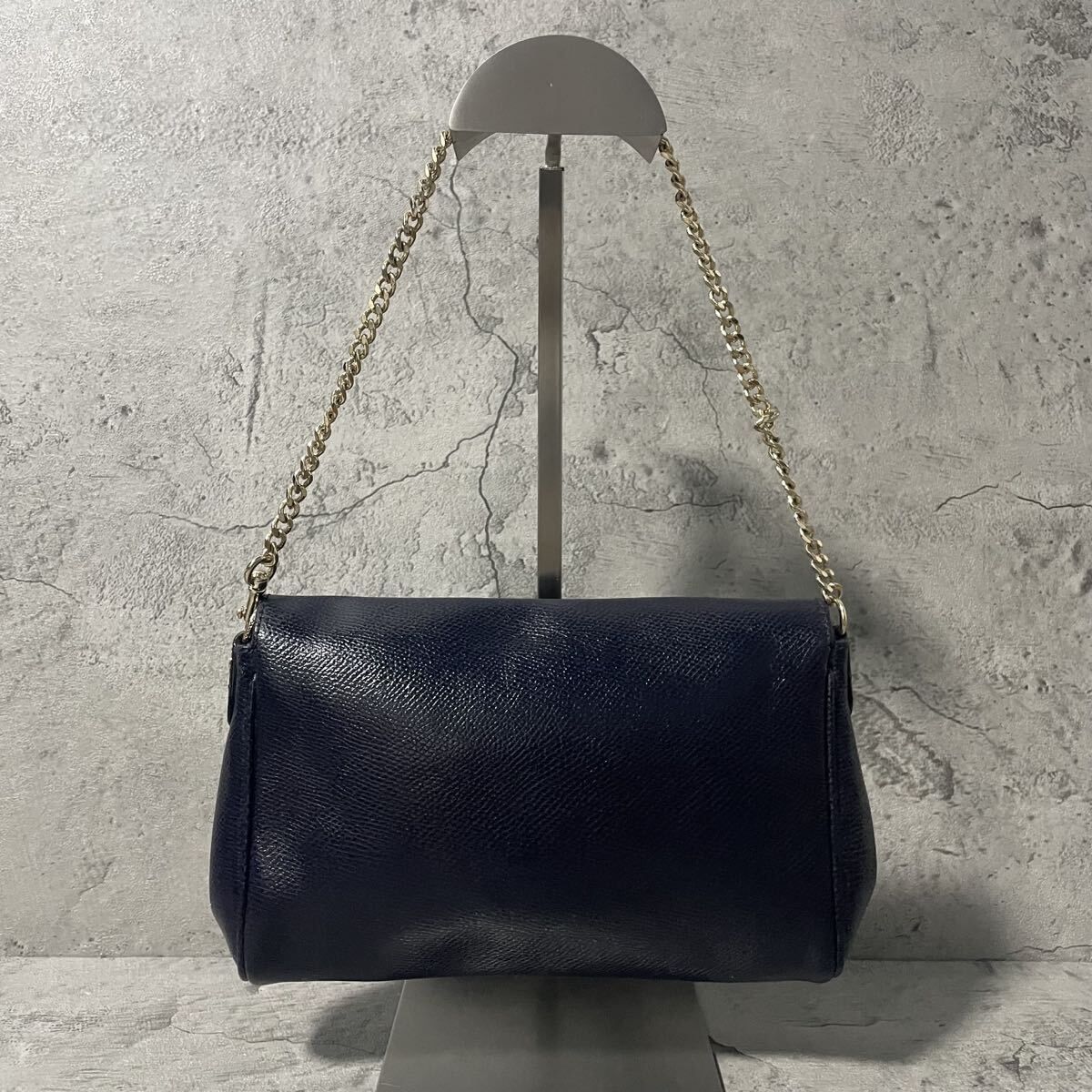 未使用級Coach シグネチャー ワンショルダー チェーン 2way ネイビー 極美品 COACH コーチ 2way ショルダーバッグ チェーン ターンロック