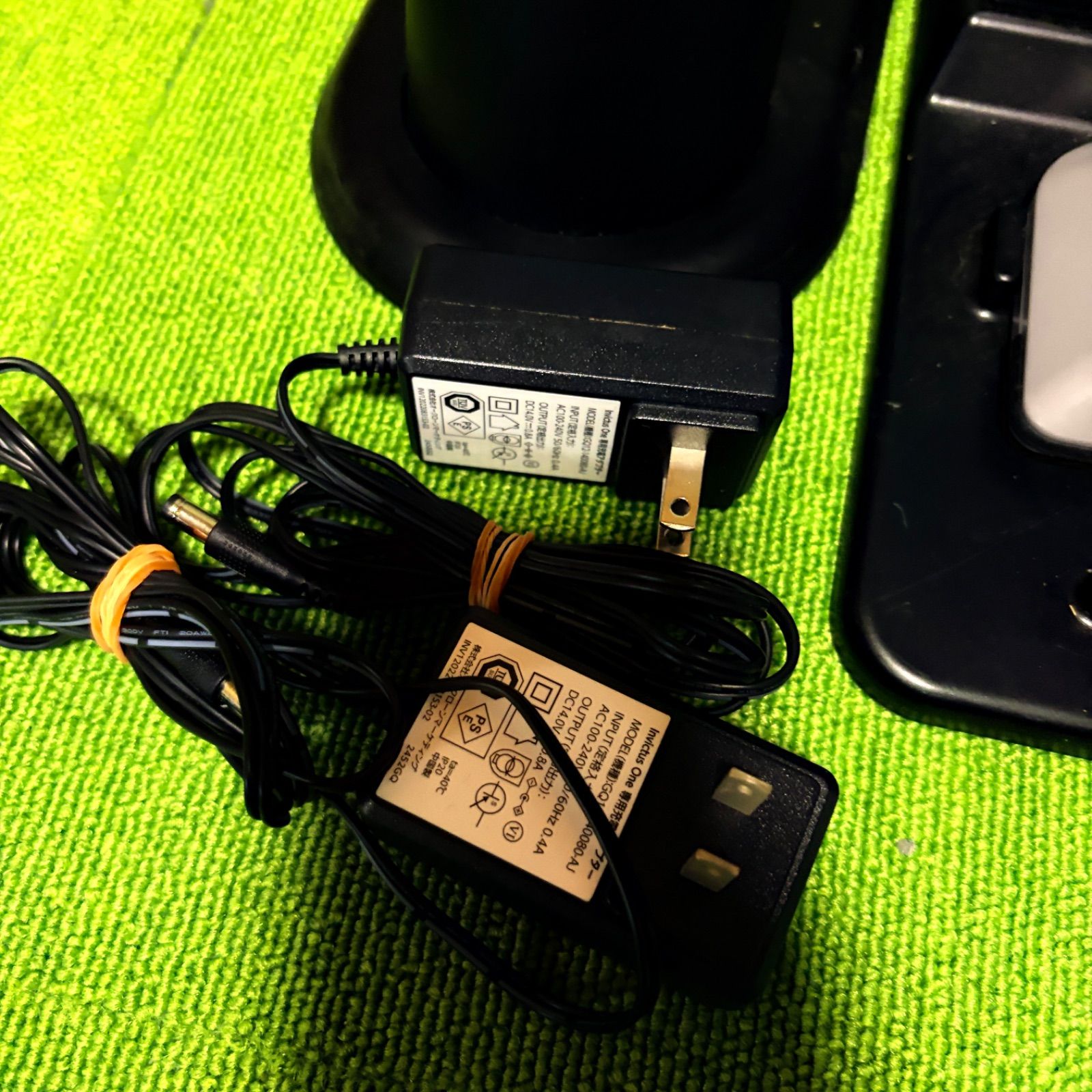 インビクタスワン INV-102 SIL 2024年製 コードレス掃除機 付属品多数