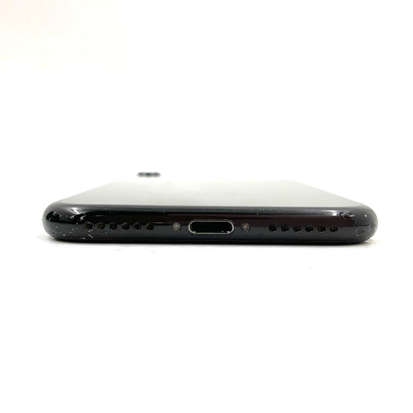 iPhone 7 256GB docomo 白ロム 動作確認済 - メルカリ