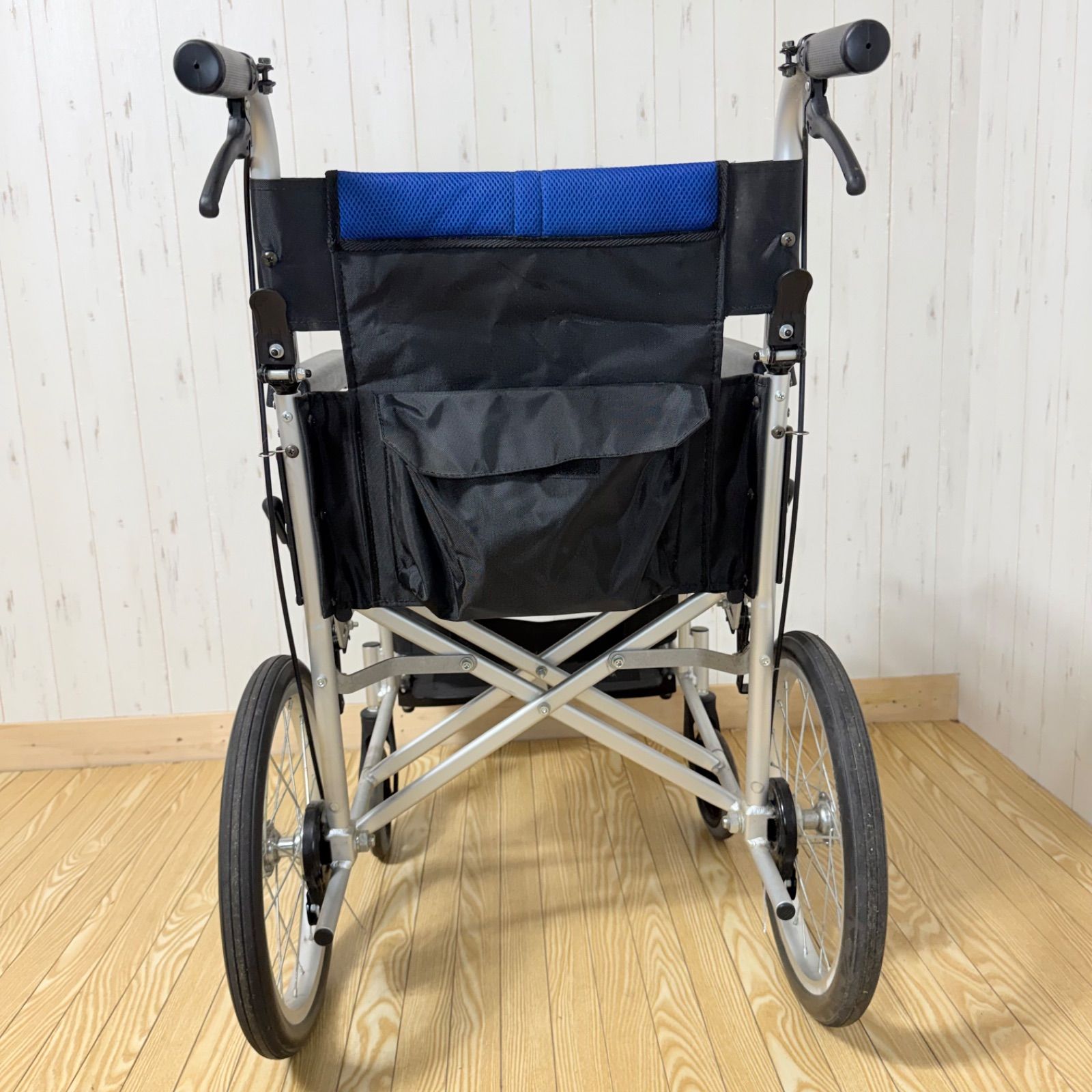 美品/ノーパンクタイヤ】MiKi ミキ 介助式車椅子 BAL-2 アルミ製