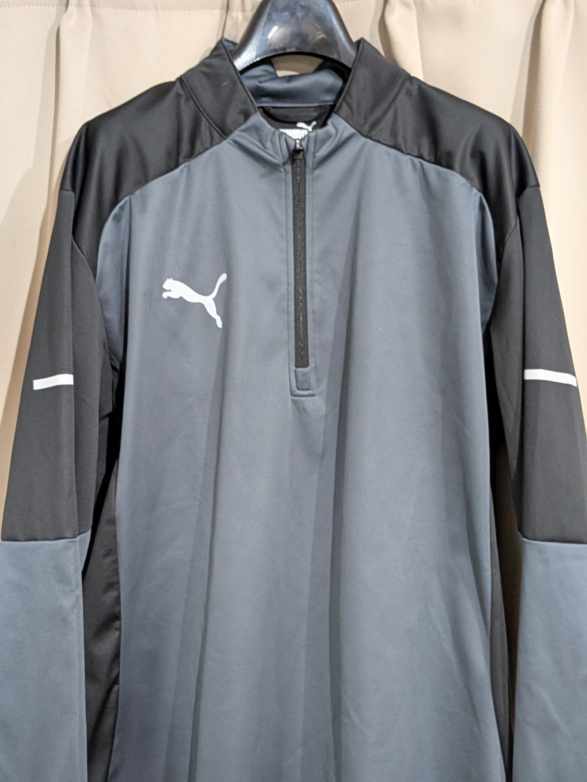 https://assets.mercari-shops-static.com/-/large/plain/2JXUsB6UzJqBQs8C5fsgVZ.jpg@jpg