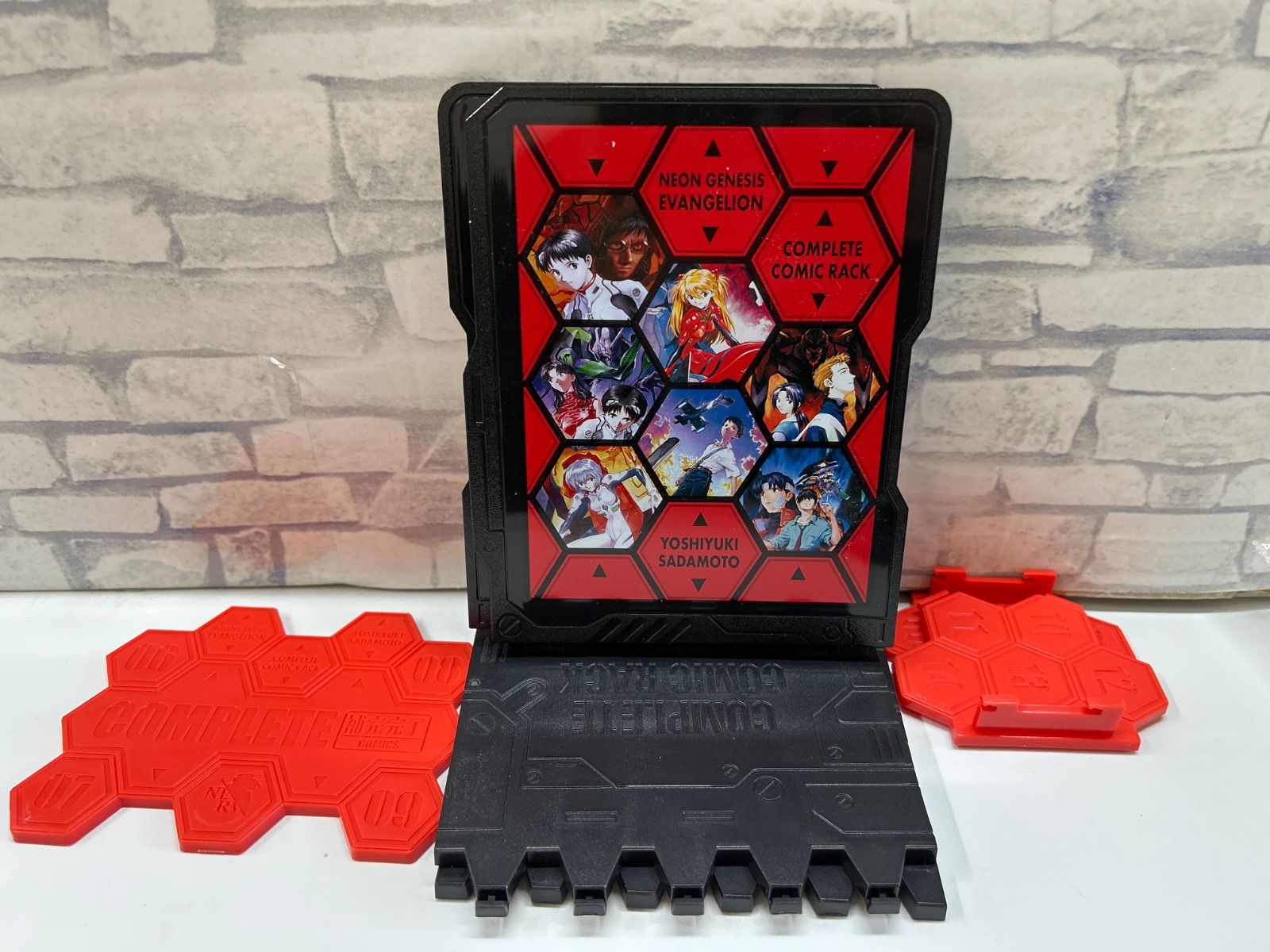 N4-20】◇ 中古 新世紀エヴァンゲリオン 全巻収納ブックエンド - メルカリ