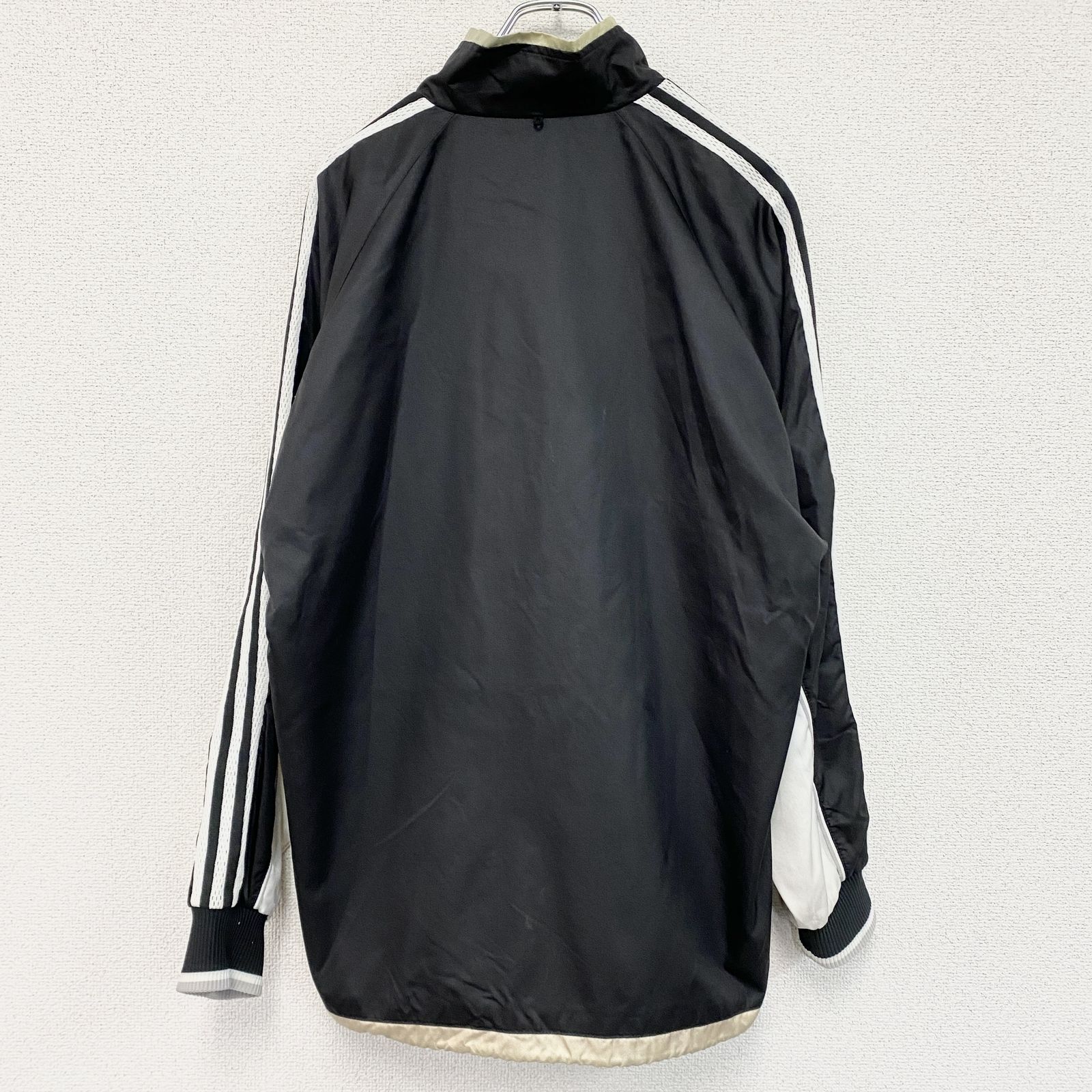 https://assets.mercari-shops-static.com/-/large/plain/2JXV2T358SVa3fXKeK73Uy.jpg@jpg