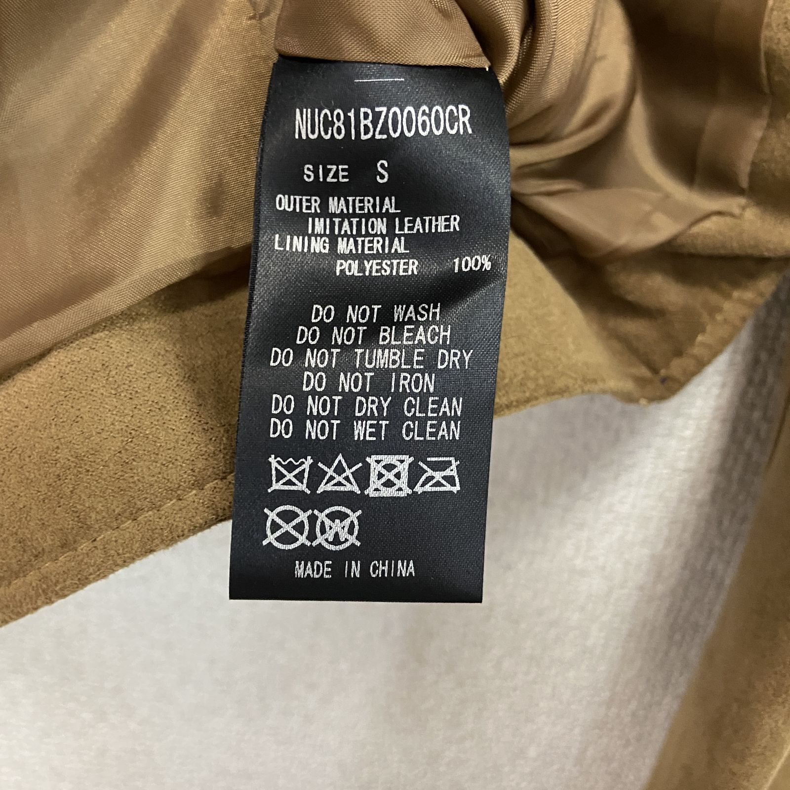 https://assets.mercari-shops-static.com/-/large/plain/2JXV2oqPHKVpT5W9MfSY2X.jpg@jpg