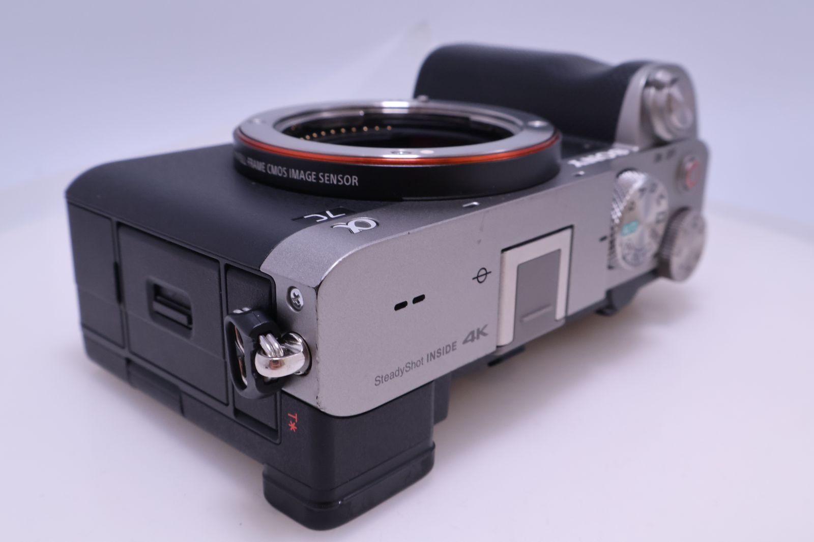 極上美品:SONYα7C ボディ ILCE-7C シルバー ミラーレス #299 7,414回 極美品】SONY α7C ボディ シルバー ILCE-7C S フルサイズ