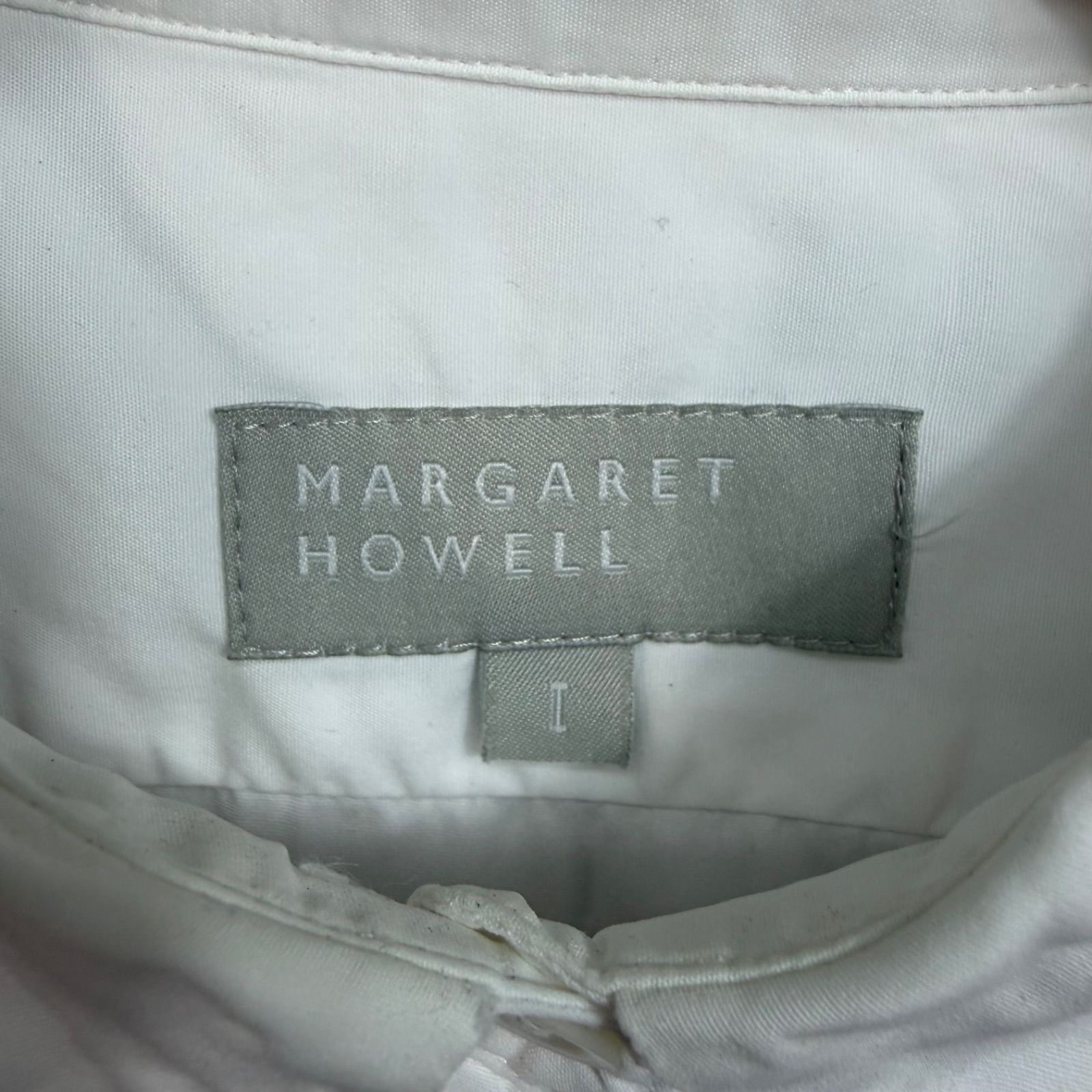 MARGARET HOWELL プリーツカラー 長袖シャツ ホワイト I MARGARET HOWELL マーガレットハウエル 長袖シャツ ブラウス