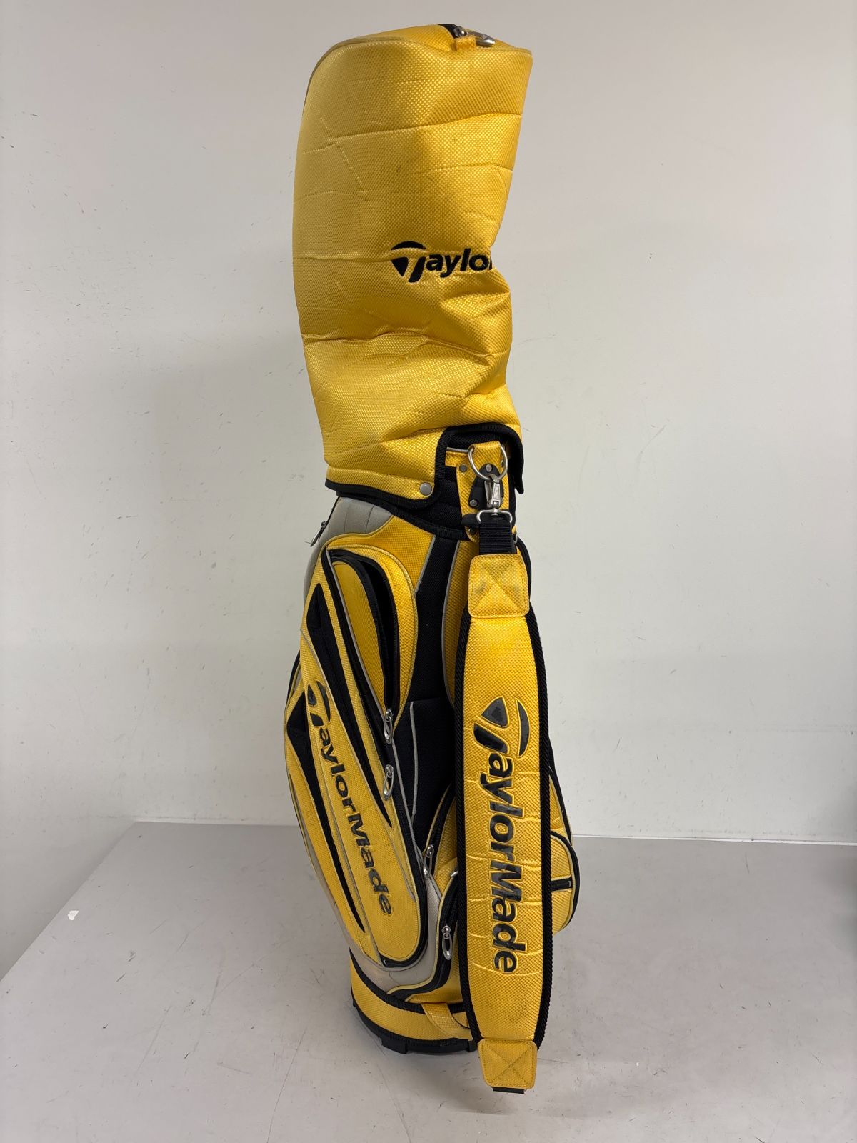 送料無料【TaylorMade テーラーメイド】キャディバッグ ゴルフバッグ