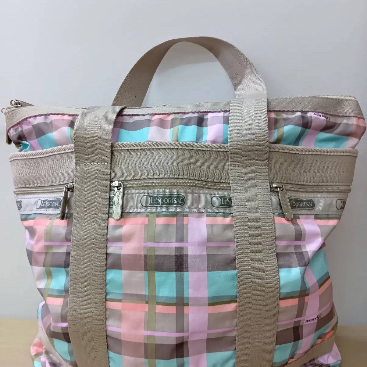 LeSportsac レスポ ライアンベビートート LeSportsac(レスポートサック) 「Ryan Baby Bag(ライアン ベビーバッグ