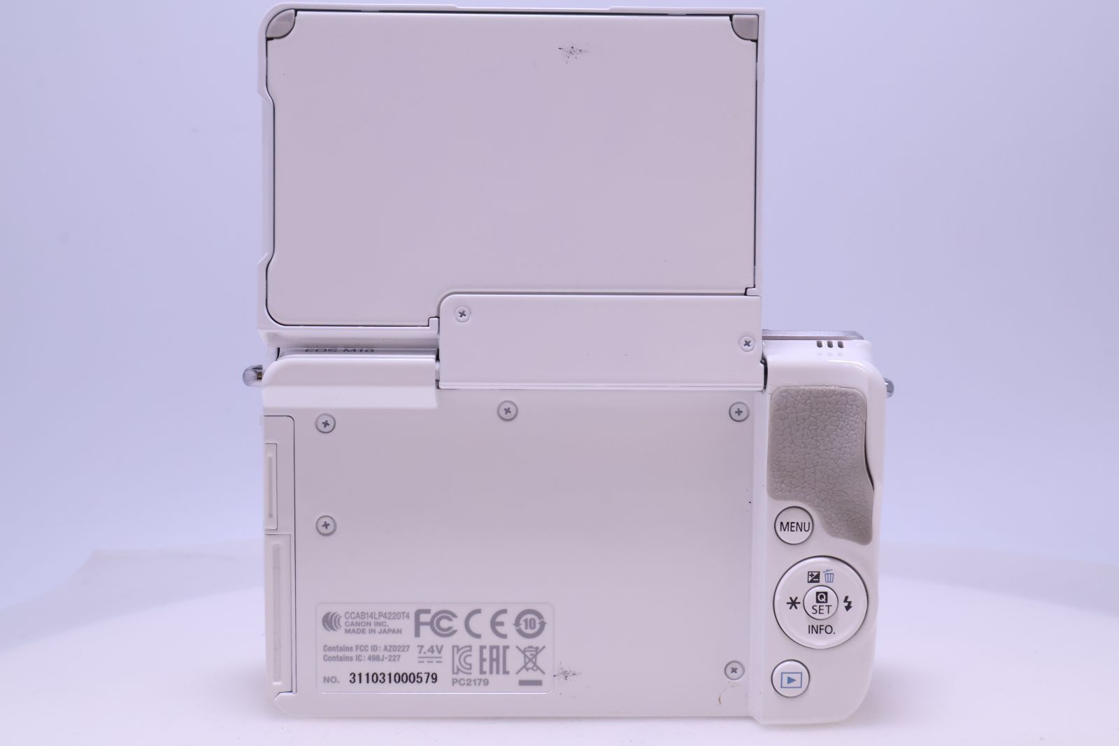 Canon EOS M10 ホワイト ボディ 美品 極美品】Canon EOS M10 ボディ(ホワイト) EOSM10WH-BODY ミラーレス