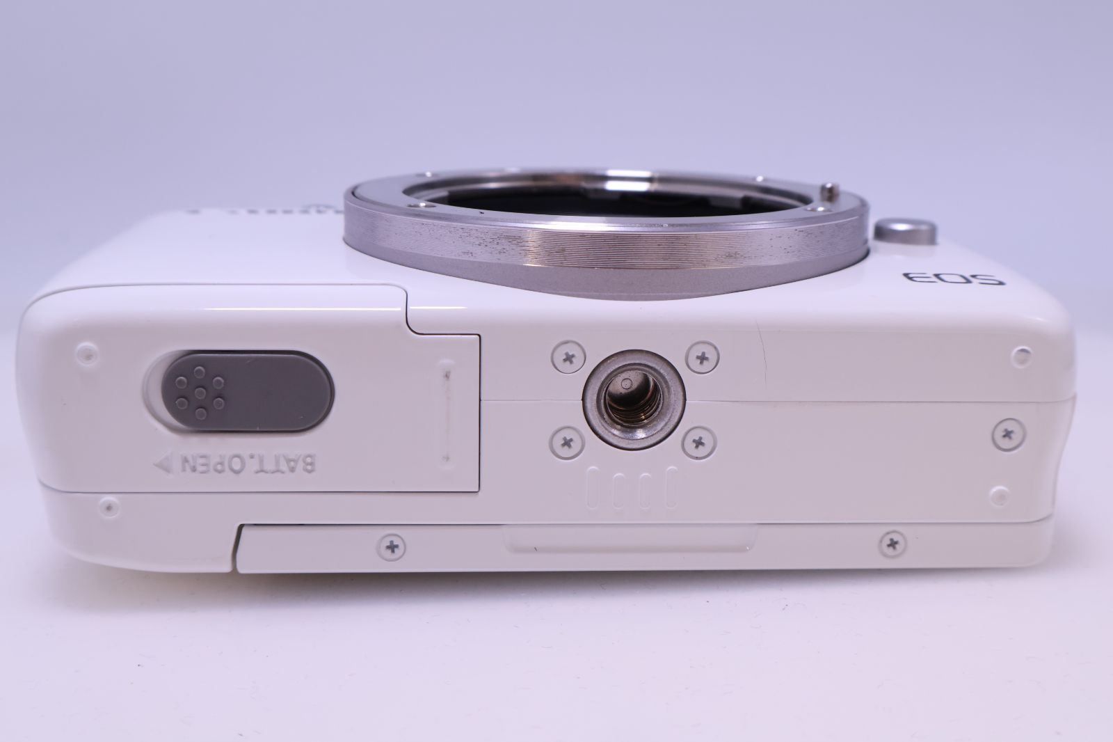 極美品】Canon EOS M10 ボディ(ホワイト) EOSM10WH-BODY ミラーレス