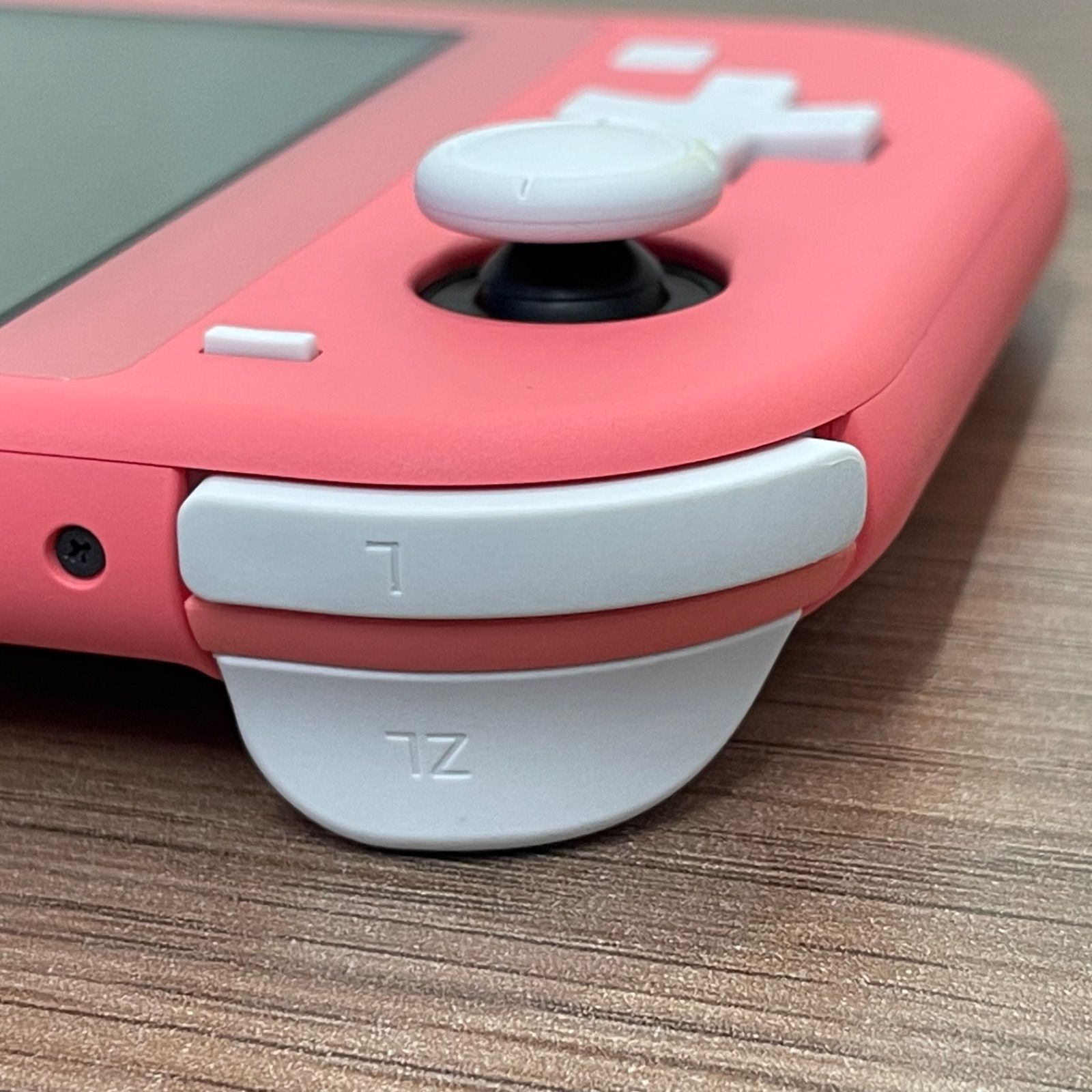 【新品未使用2026年4月購入】Nintendo Switch Liteコーラル 商品1040】※2026年製※ Nintendo Switch Lite 本体 コーラル ピンク 美