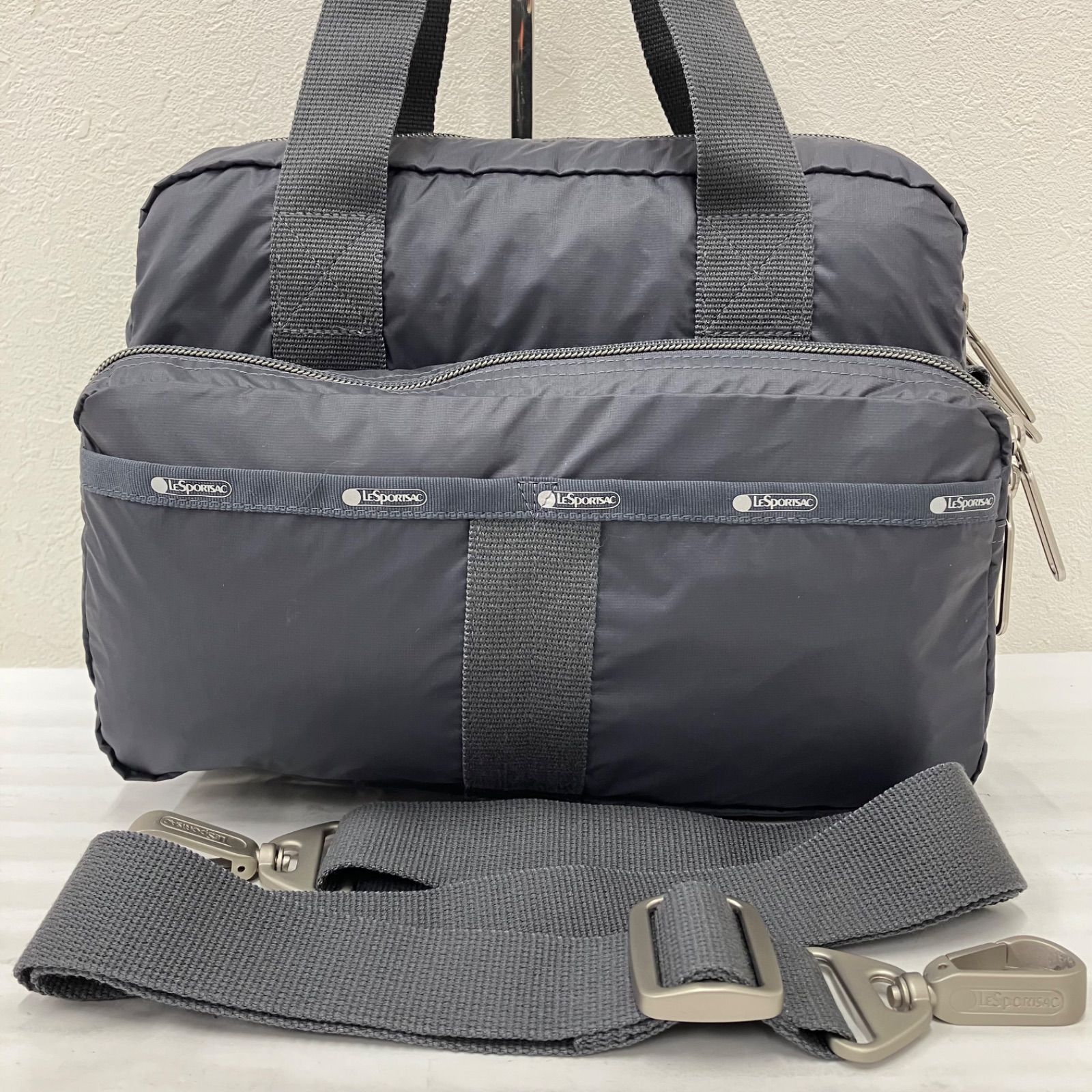 9436 【美品】 LeSportsac レスポートサック エッセンシャル METRO