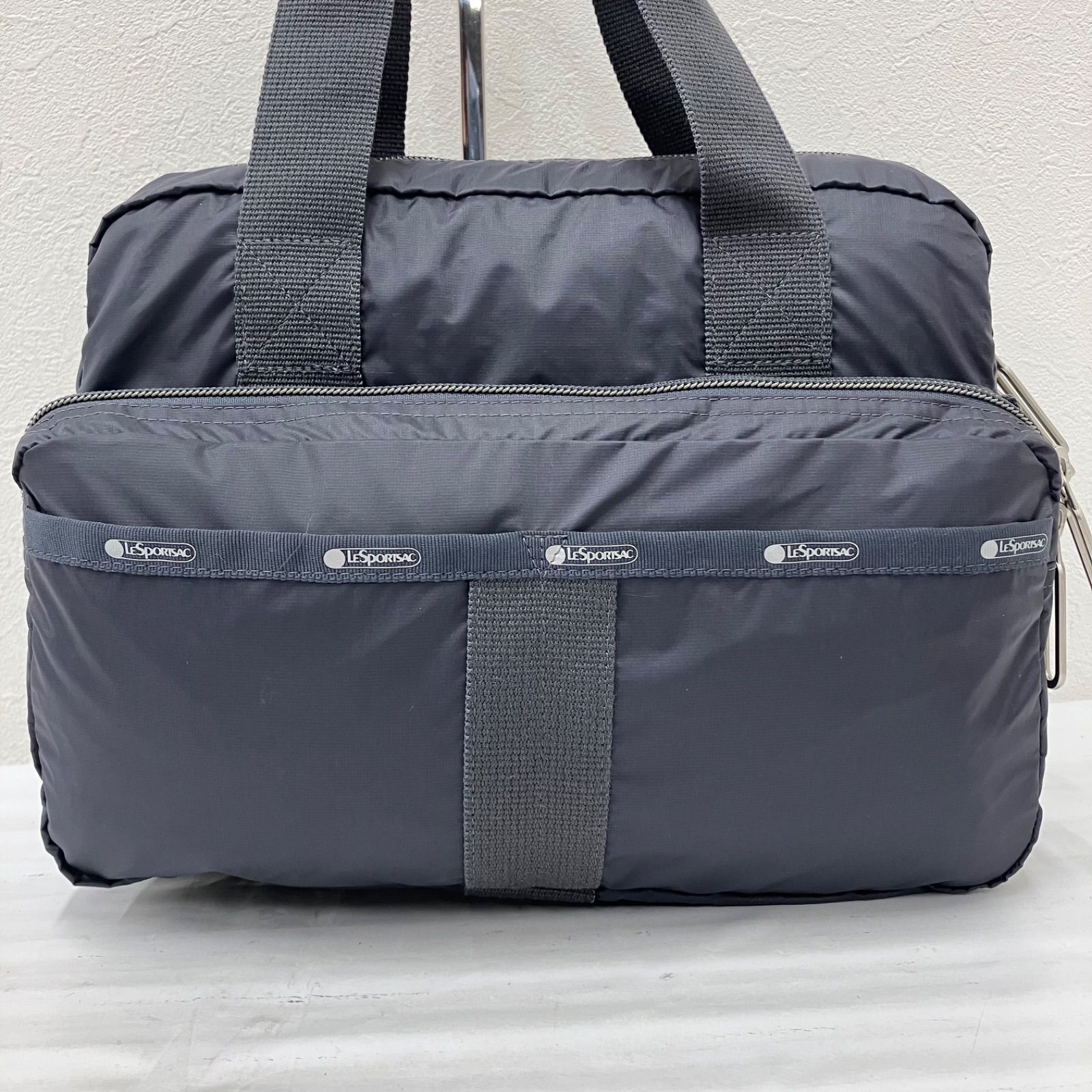 9436 【美品】 LeSportsac レスポートサック エッセンシャル METRO 9436 【美品】 LeSportsac レスポートサック エッセンシャル METRO
