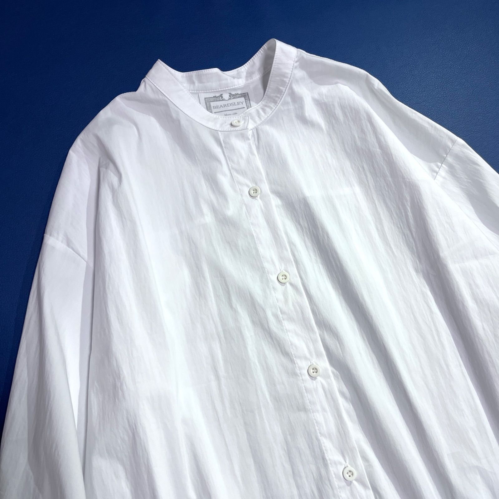 kQ102 新品 BEARDSLEY バンドカラーシャツ ブラウス 袖ゴム ゆったり 