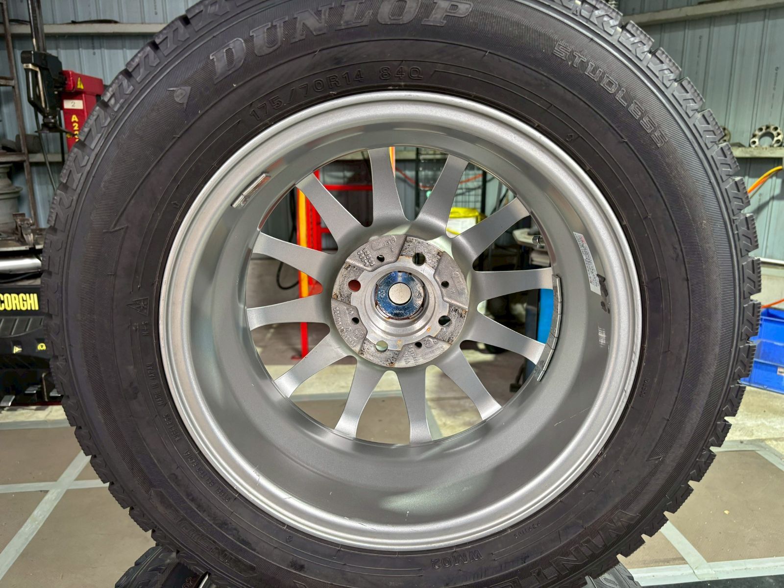 お値打ち】175/70R14 スタッドレス ダンロップ ウィンターマックス
