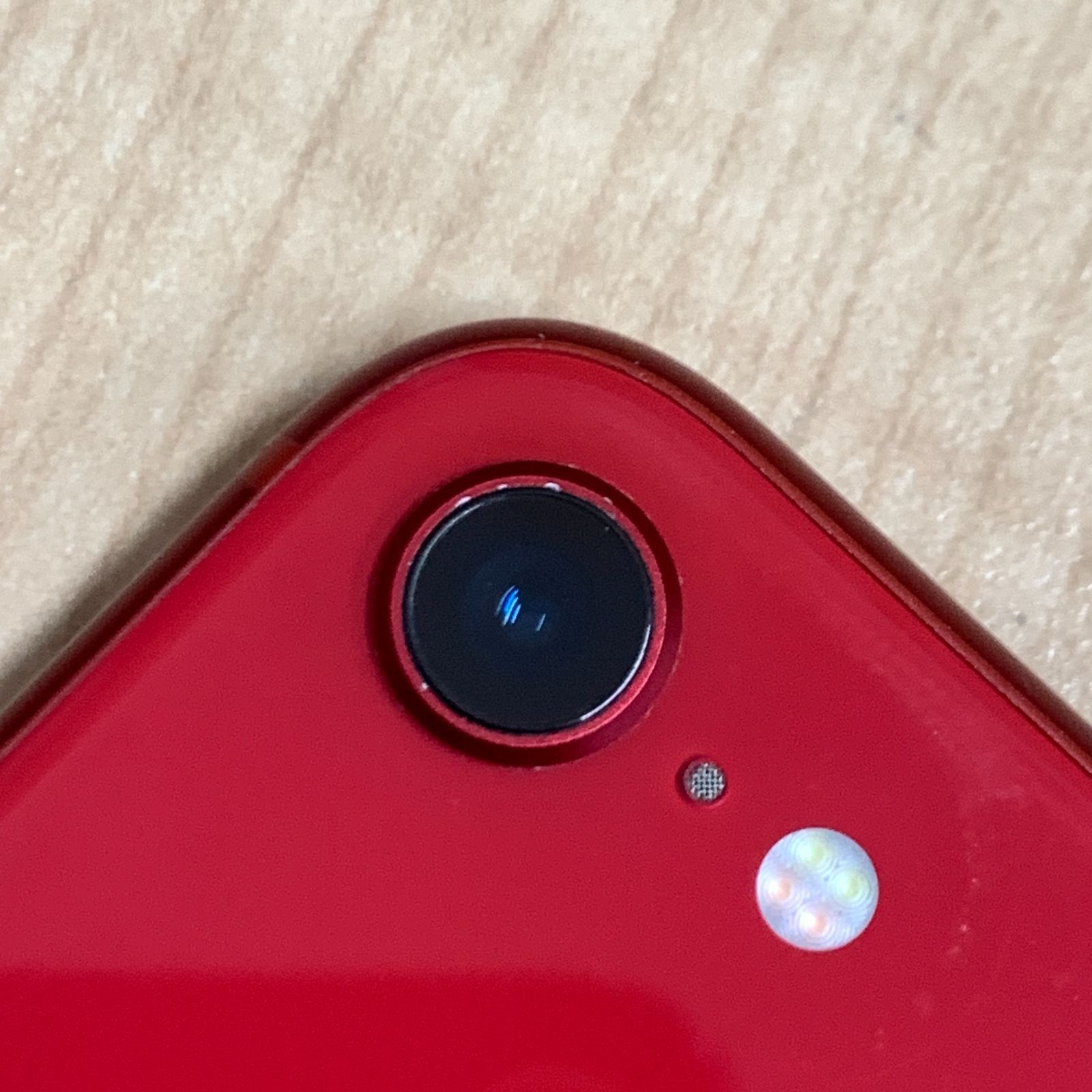 iPhoneSE 第2世代 本体 128GB レッド 国内版SIMフリー MXD22J/A - メルカリ