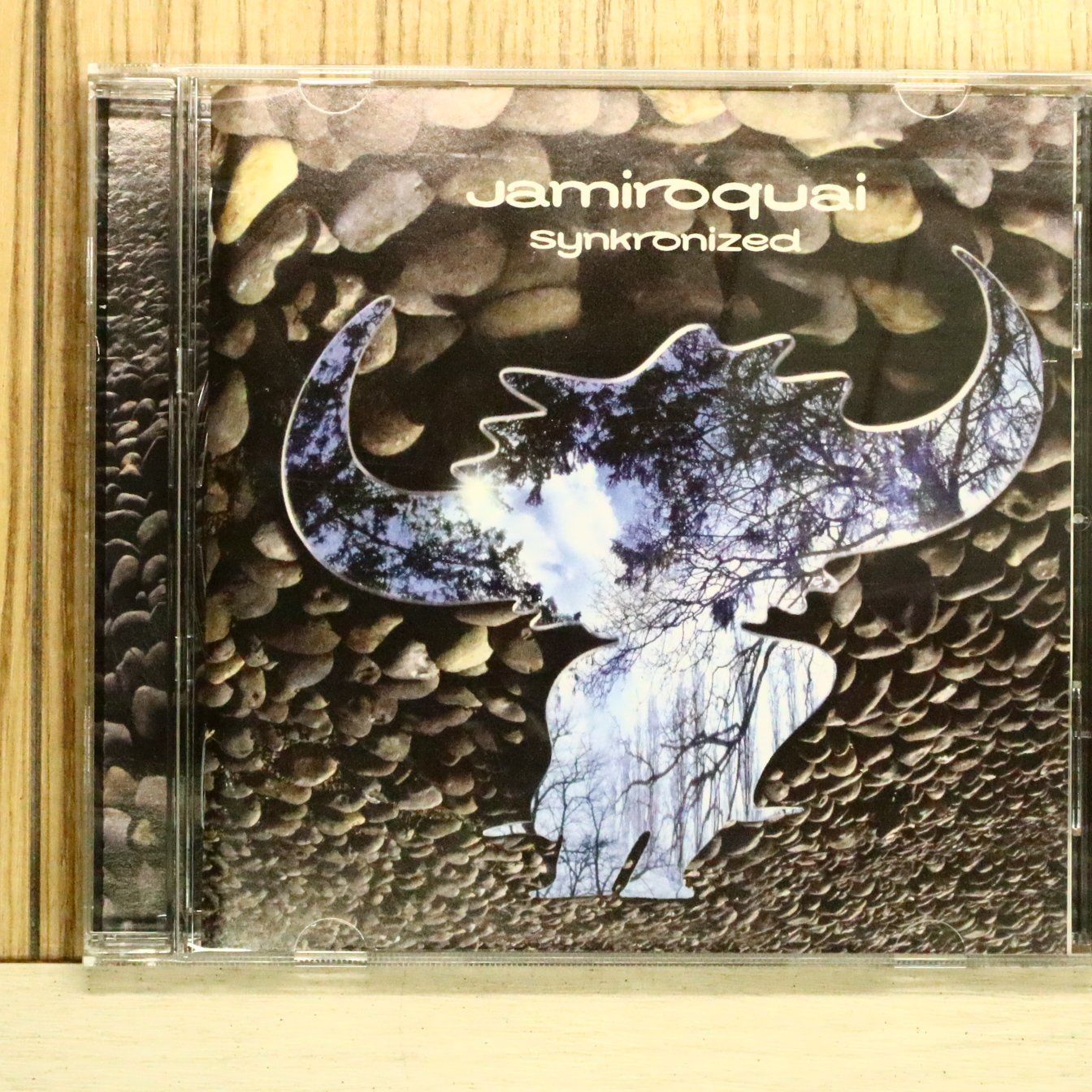 国内盤CD☆ジャミロクワイ/Jamiroquai□ シンクロナイズド 【ESCA8006
