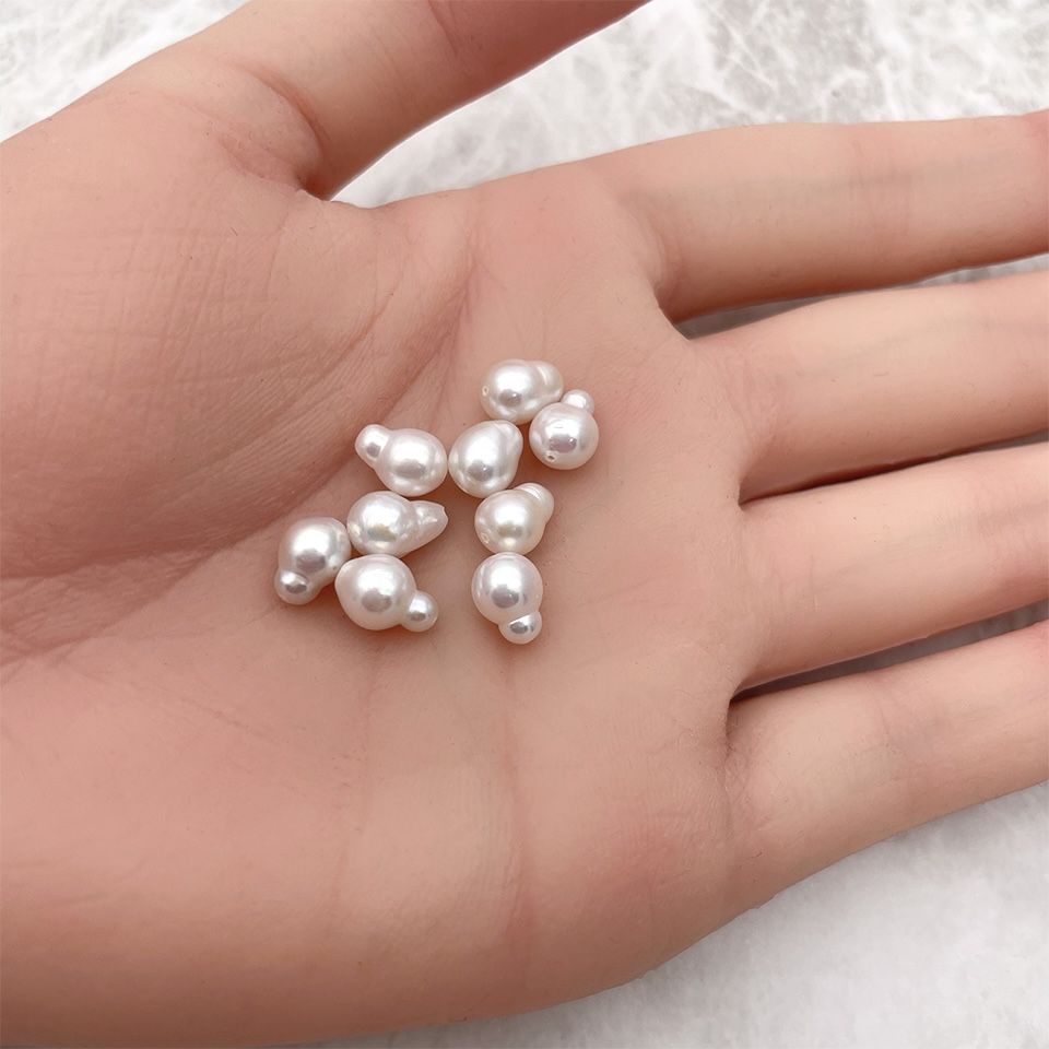 https://assets.mercari-shops-static.com/-/large/plain/2JXVV9QEUTmEW2whQ2gpr2.jpg@jpg